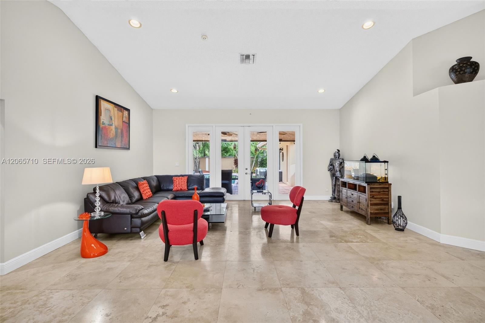 581 NW 110th Ave