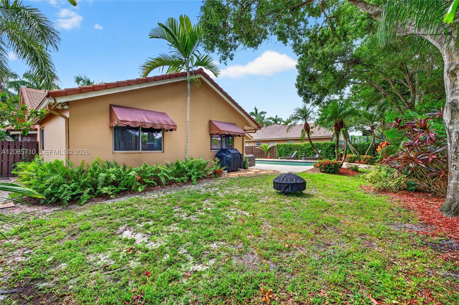 581 NW 110th Ave