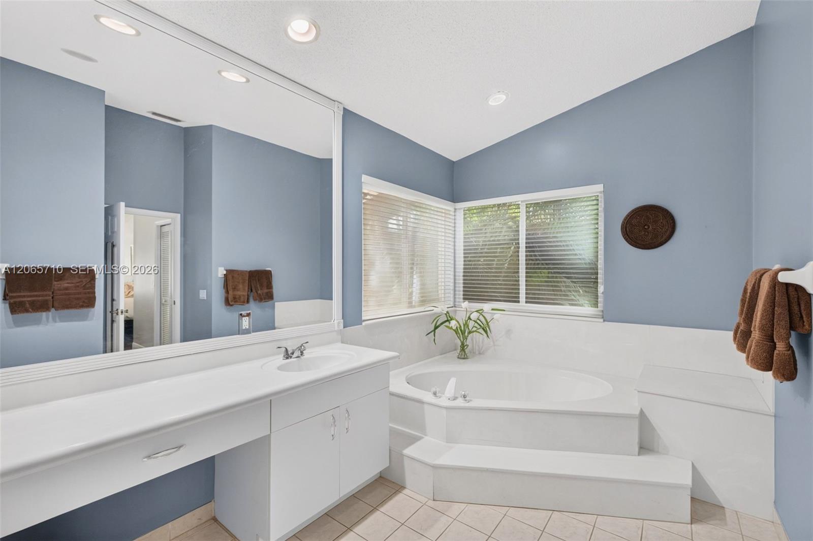 581 NW 110th Ave