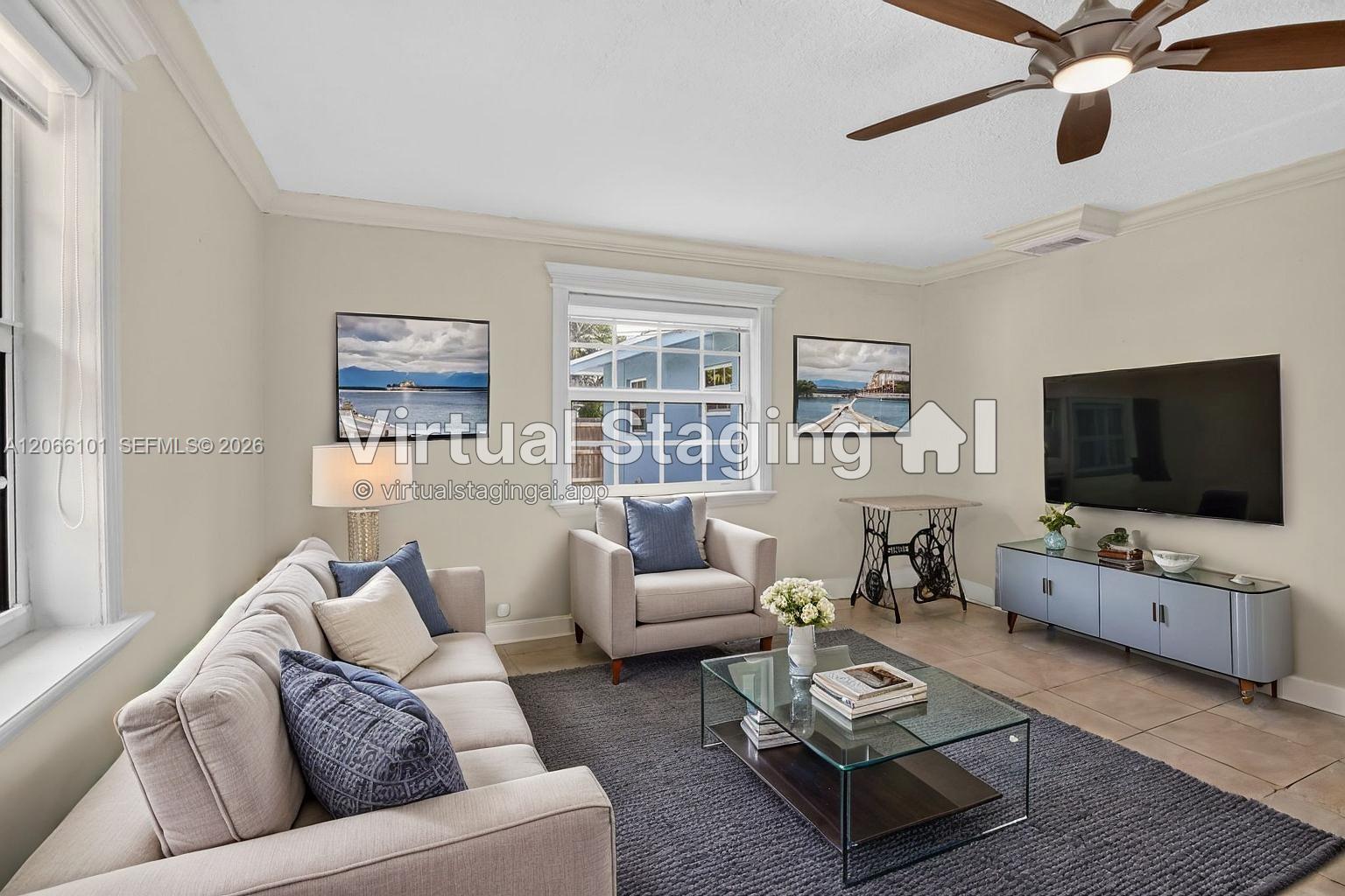 801 Ixora Ln