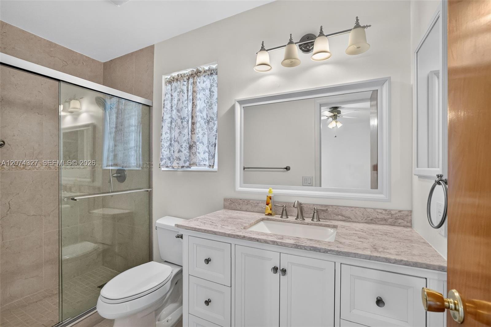 148 SW 126th Ave