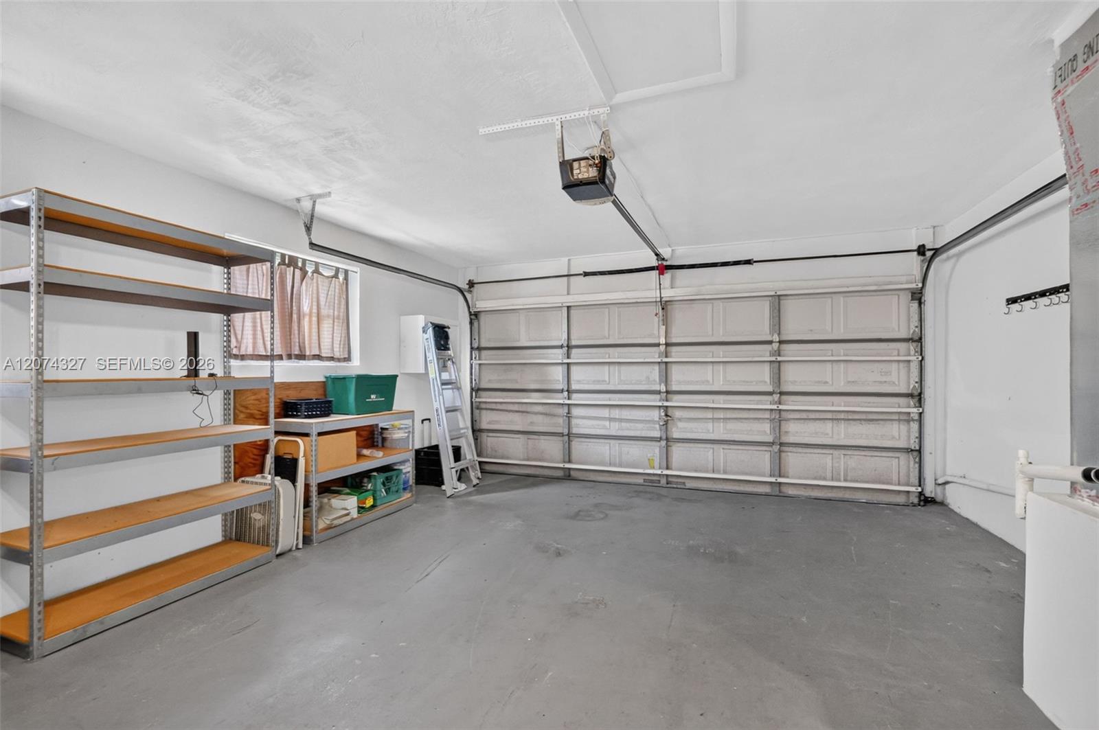 148 SW 126th Ave