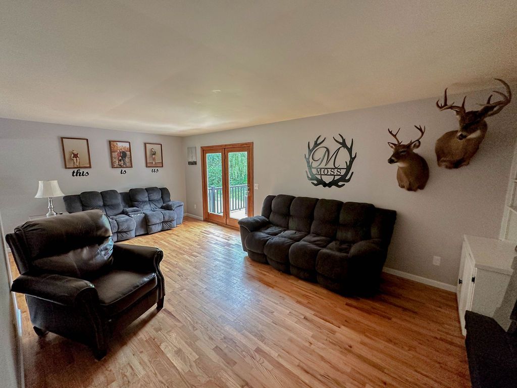 9289 Farrand Road
