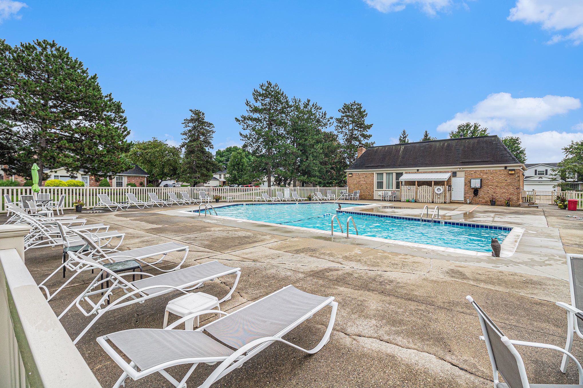 13041 LOCKMOOR Drive