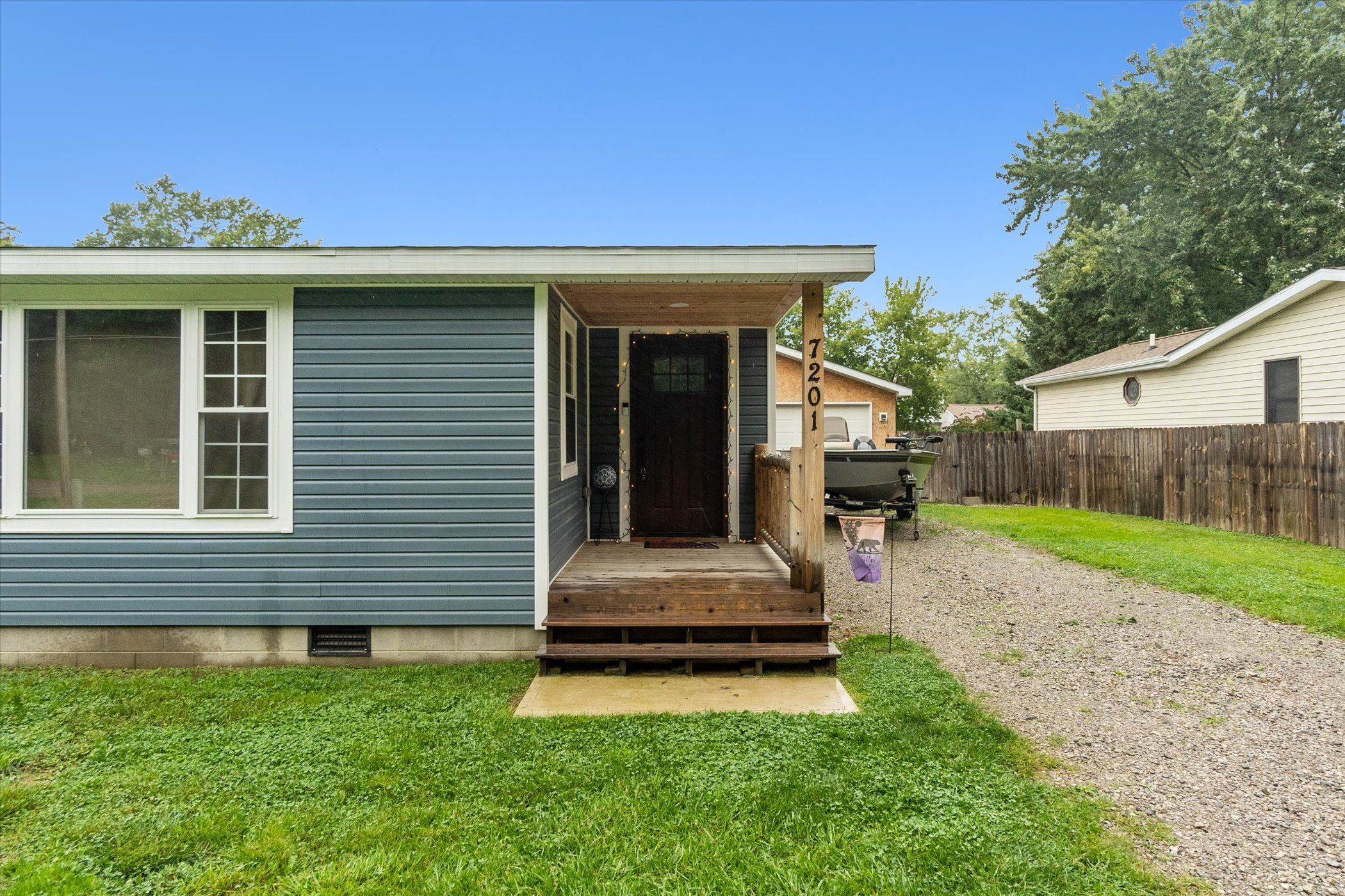 7201 Schoolcraft Drive