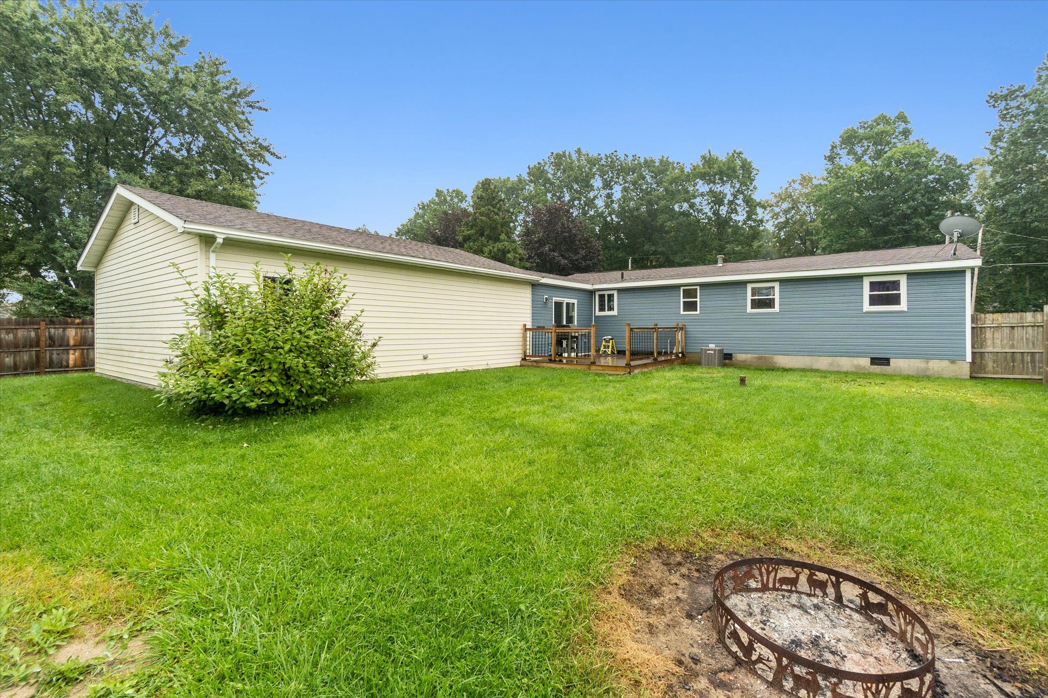 7201 Schoolcraft Drive