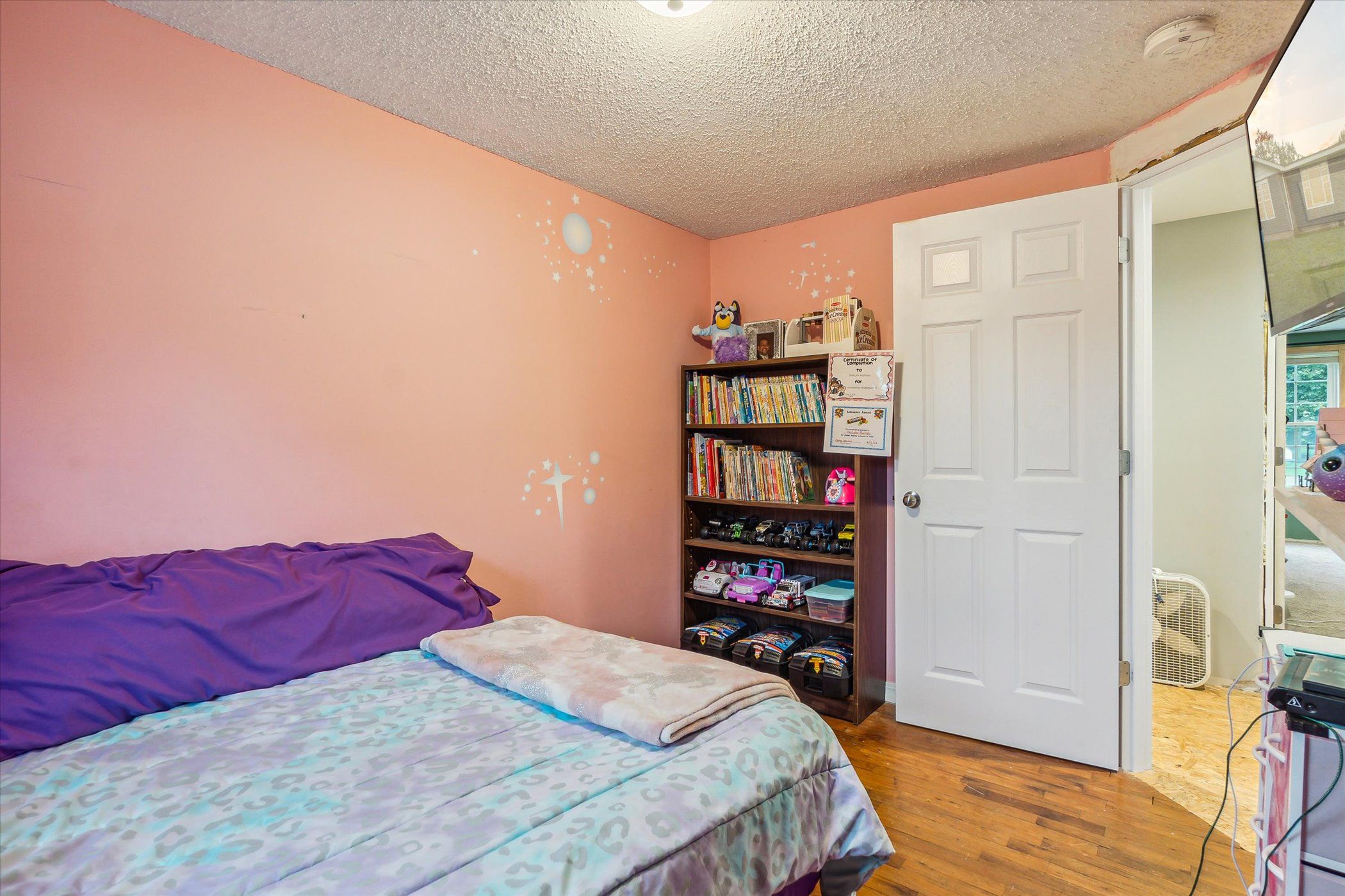7201 Schoolcraft Drive