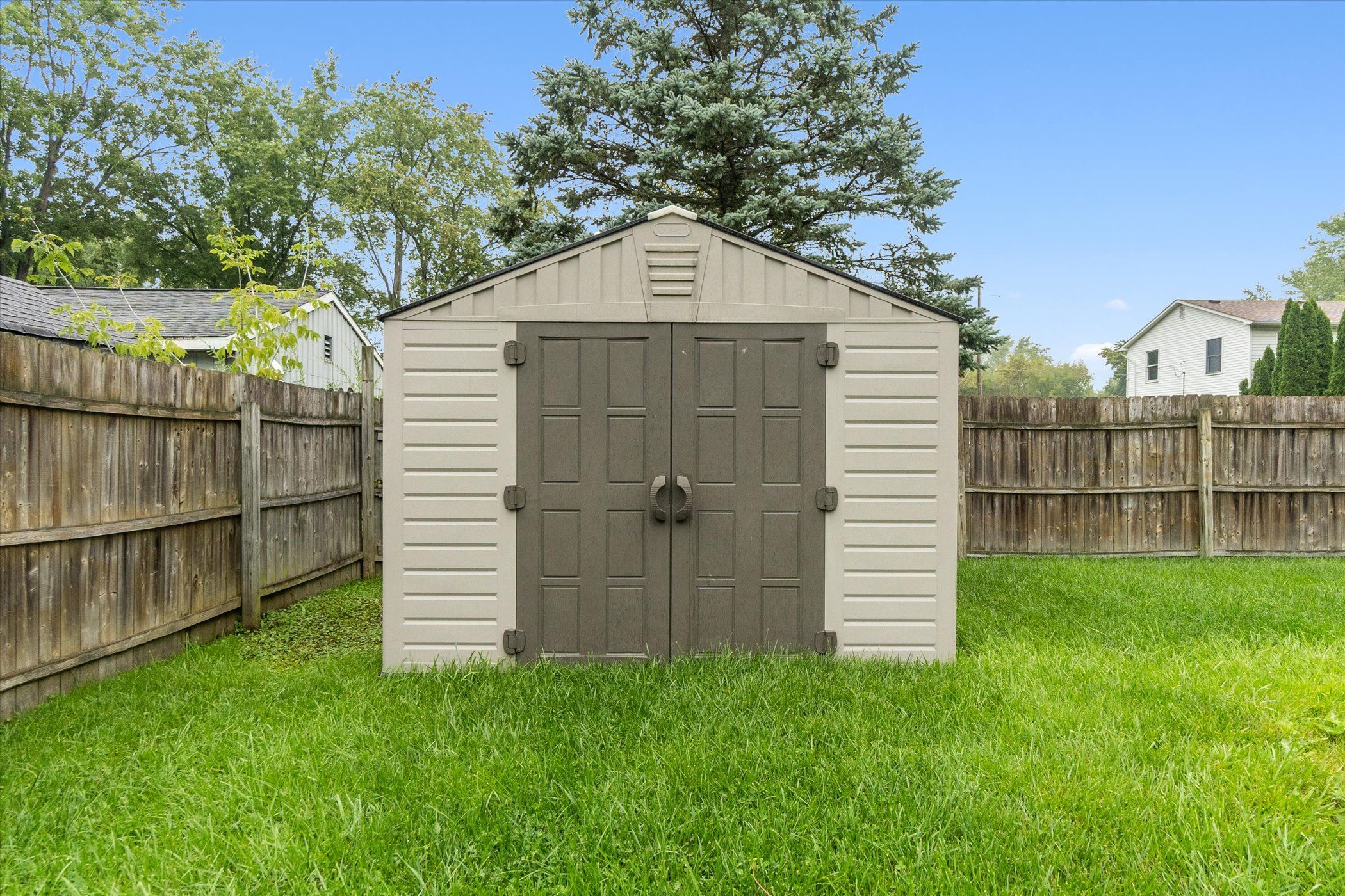 7201 Schoolcraft Drive