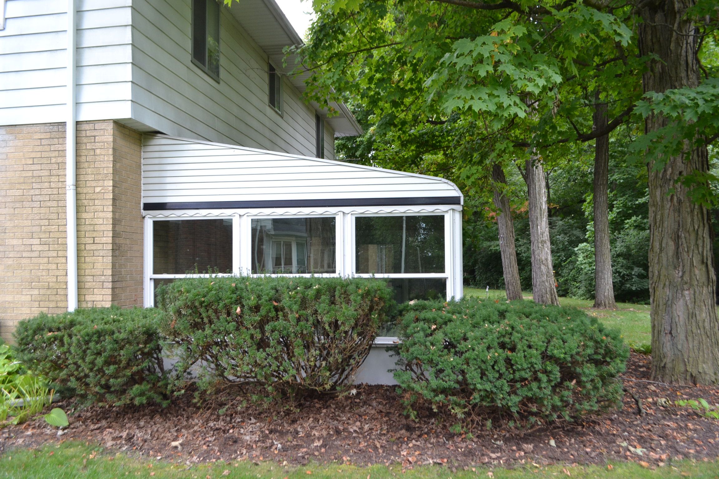 2114 KINGSWOOD Drive
