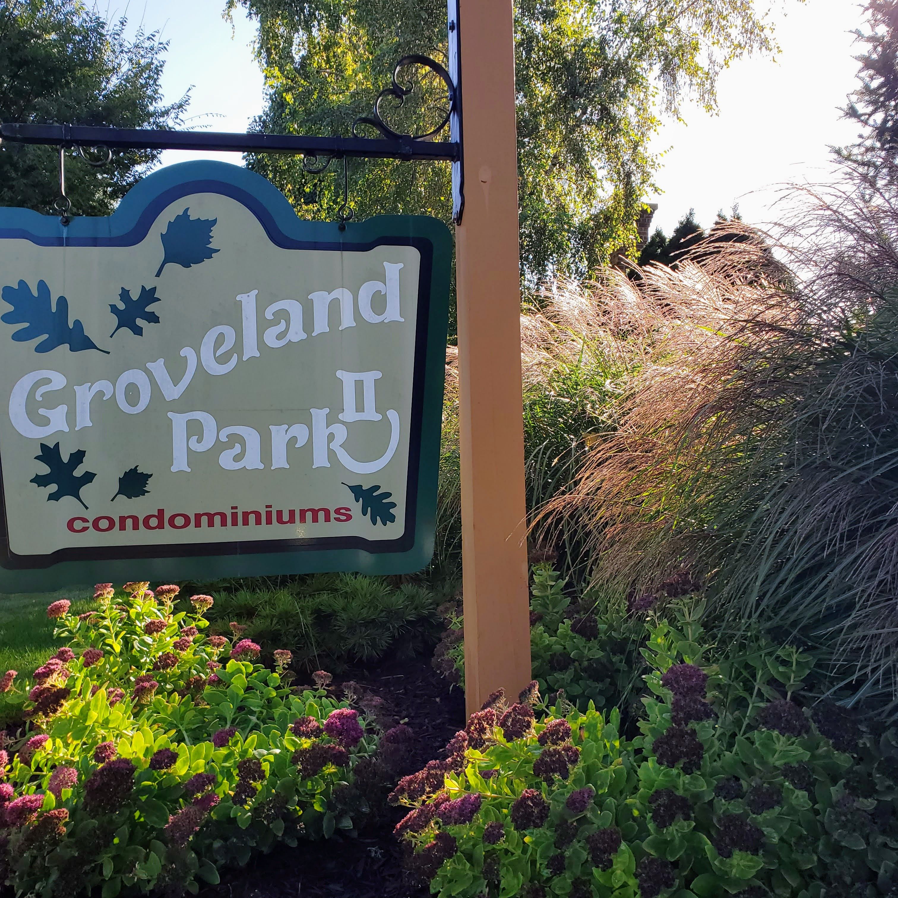 469 GROVELAND Drive
