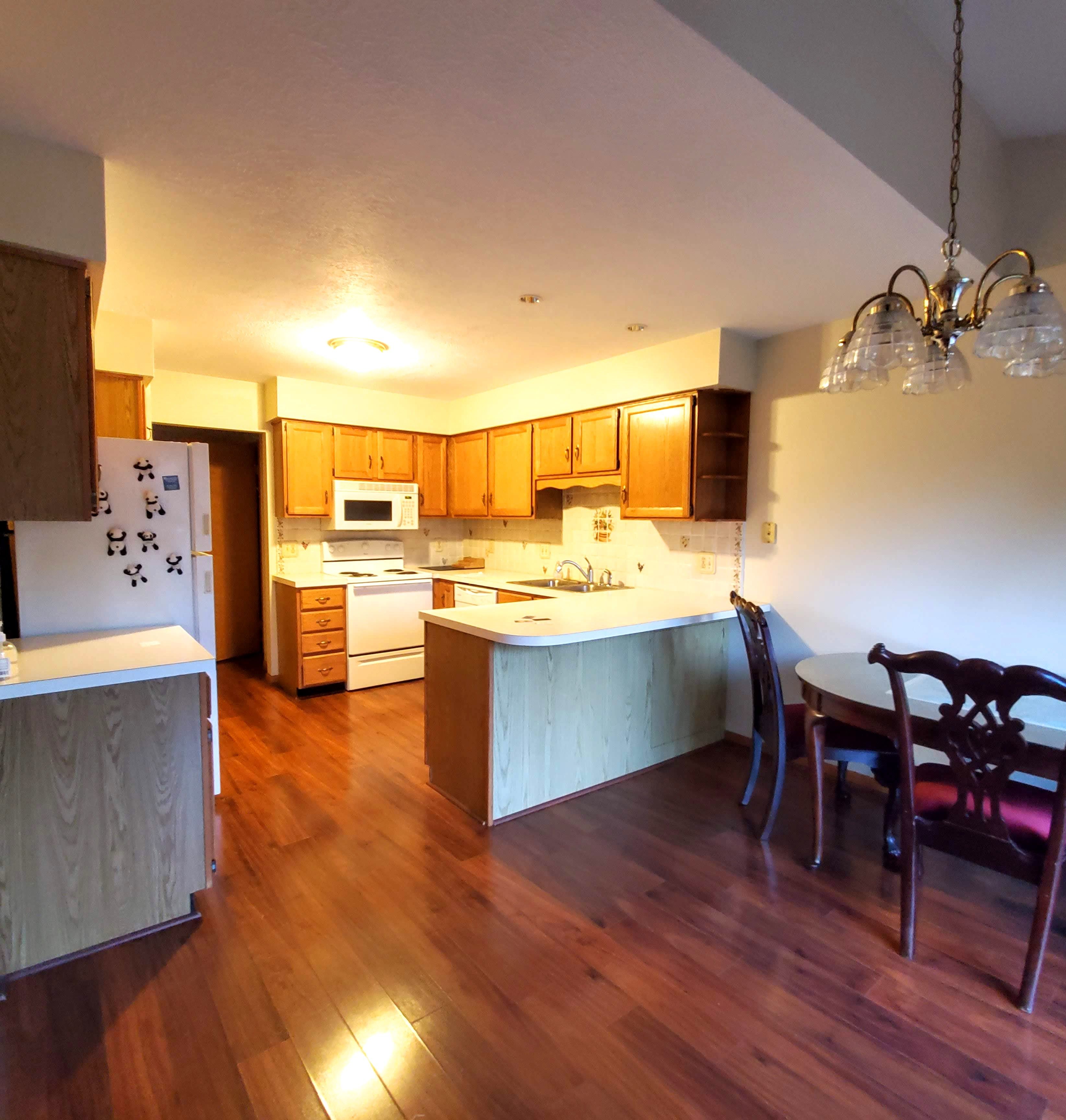 469 GROVELAND Drive