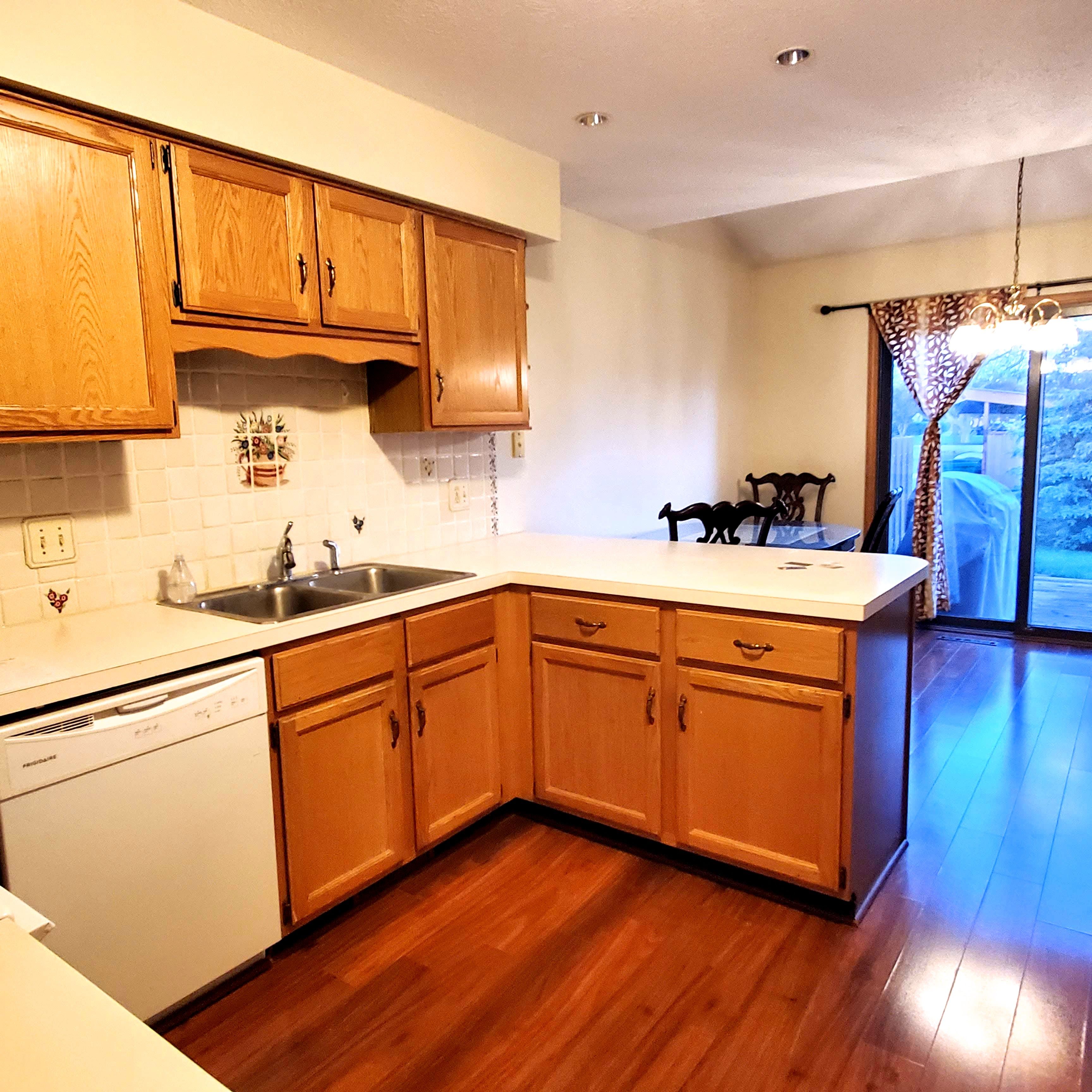 469 GROVELAND Drive