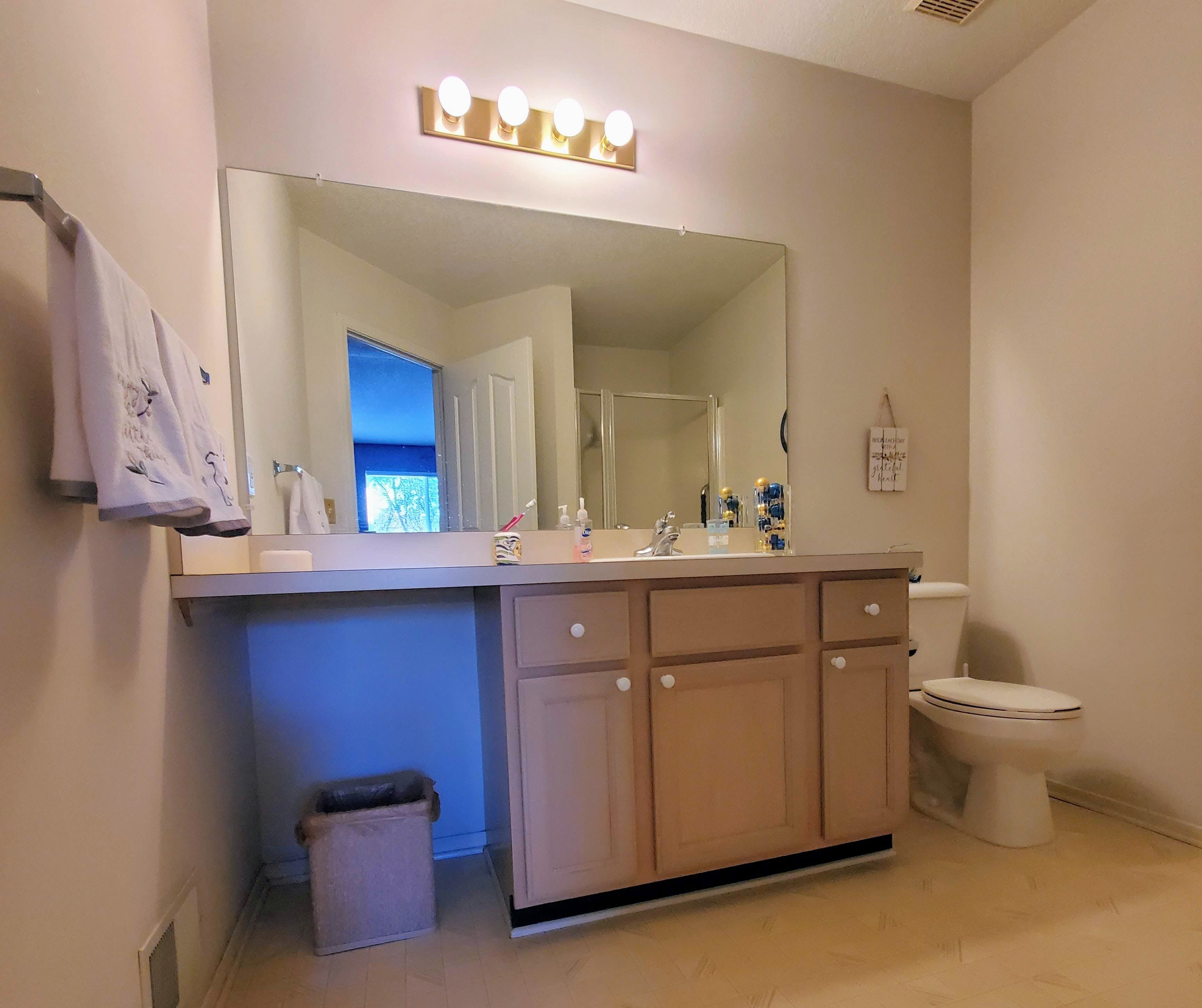 3030 FALCON Drive