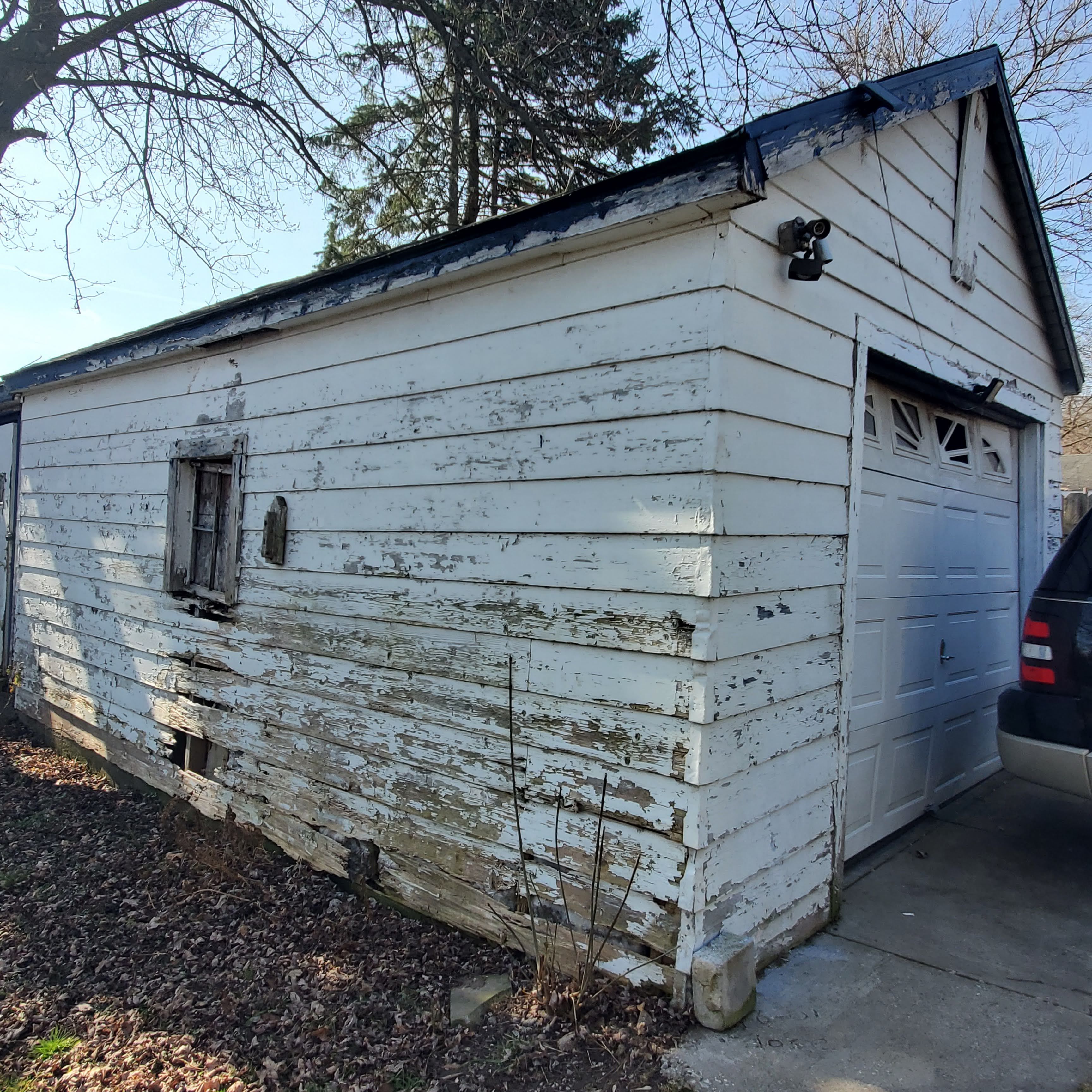 2476 BELLEVUE Street