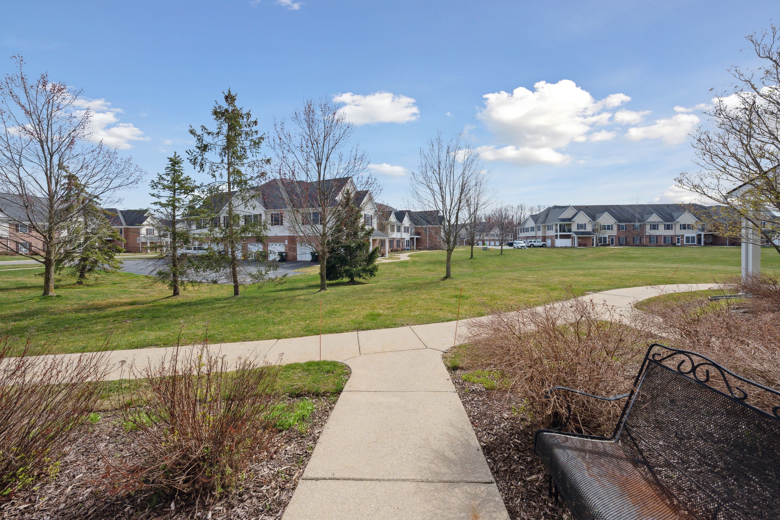 1120 RIAL LAKE Drive