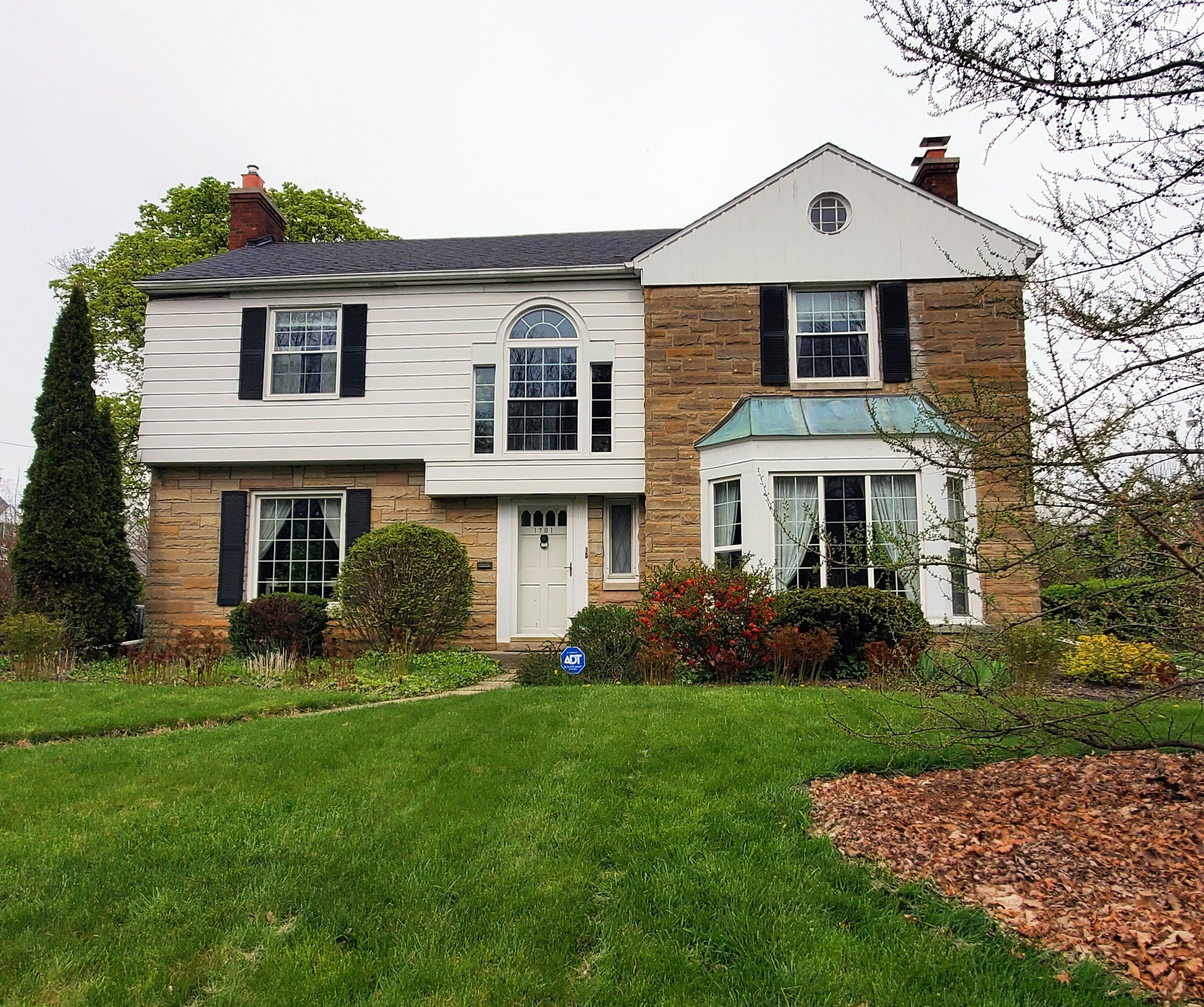 1701 LINCOLN Drive