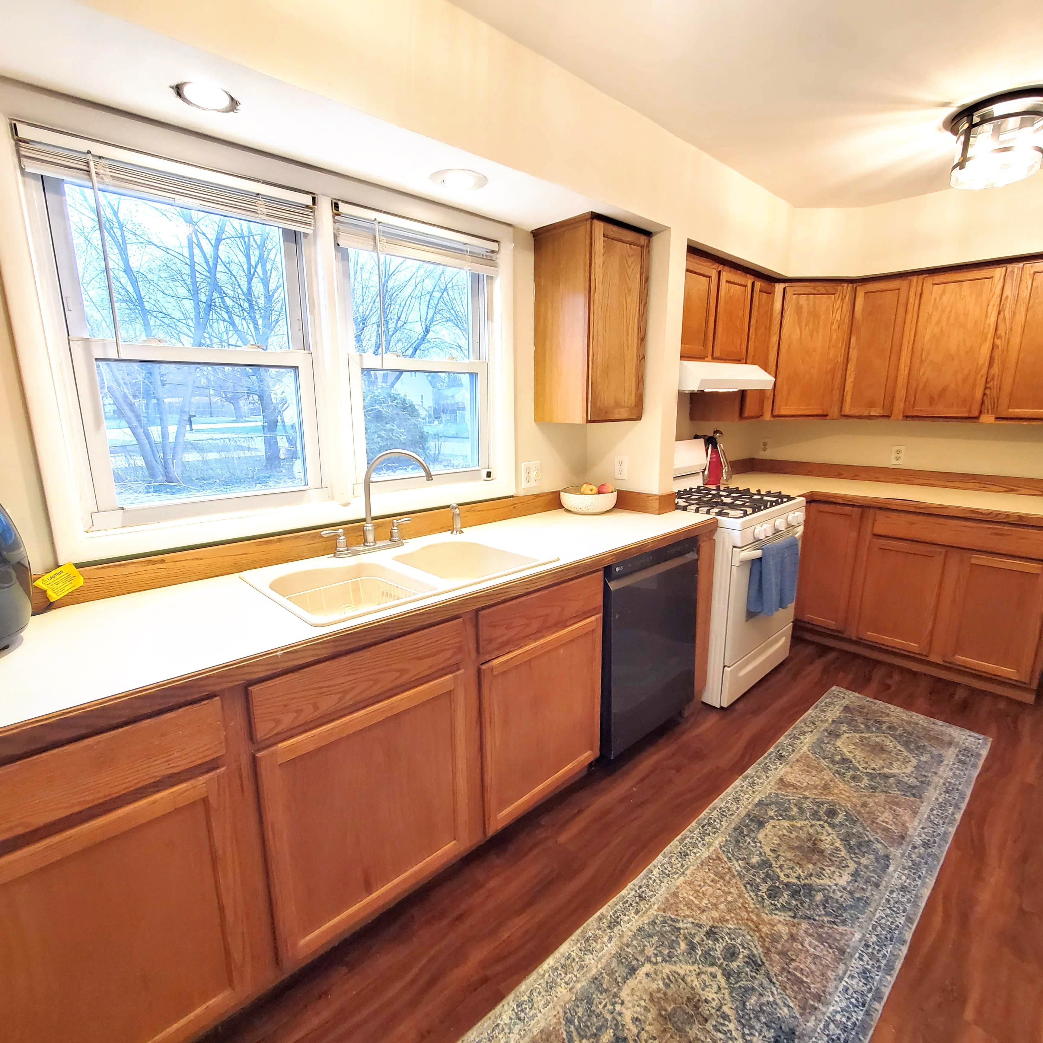 3292 VAN CAMPEN Road