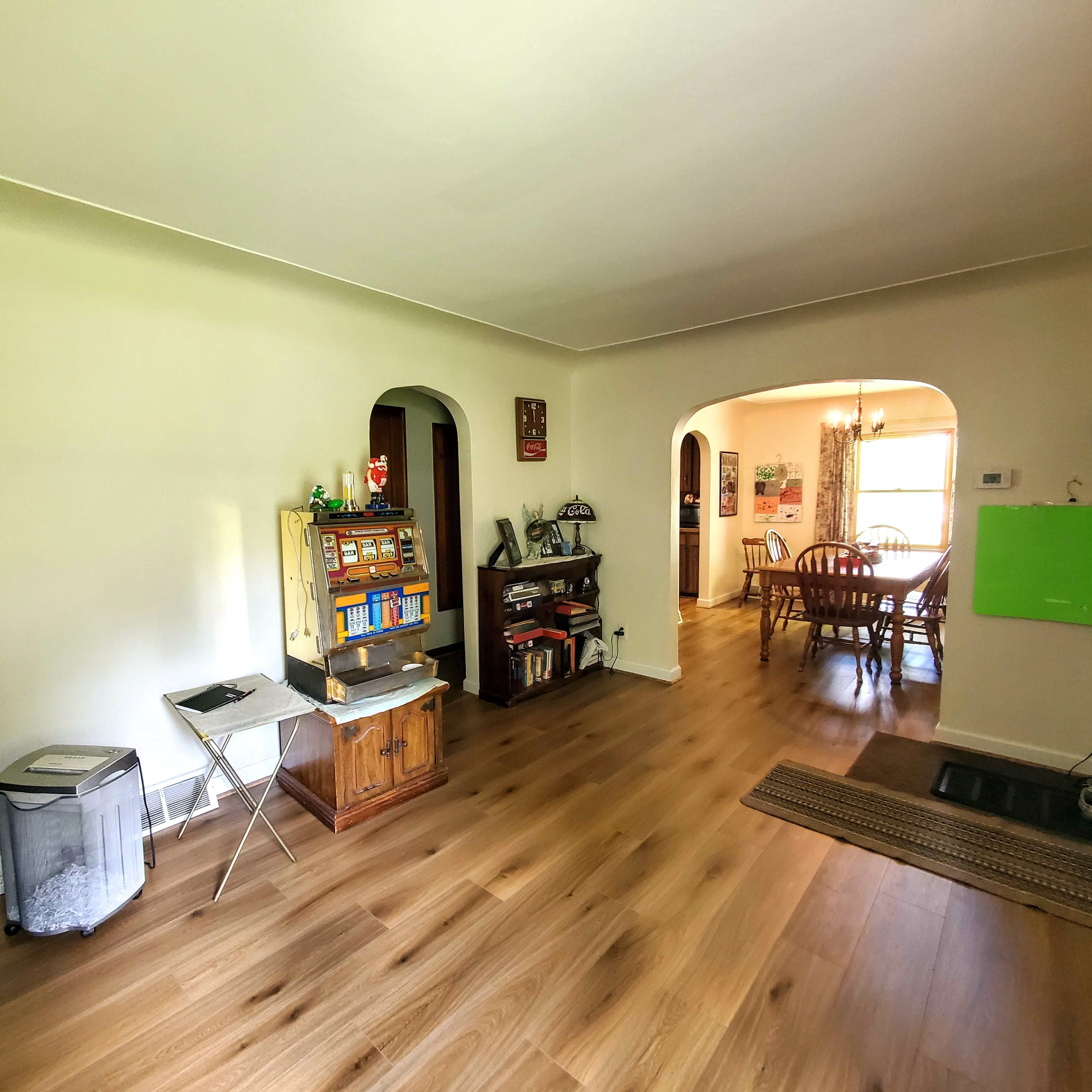 1008 ADAMS Avenue