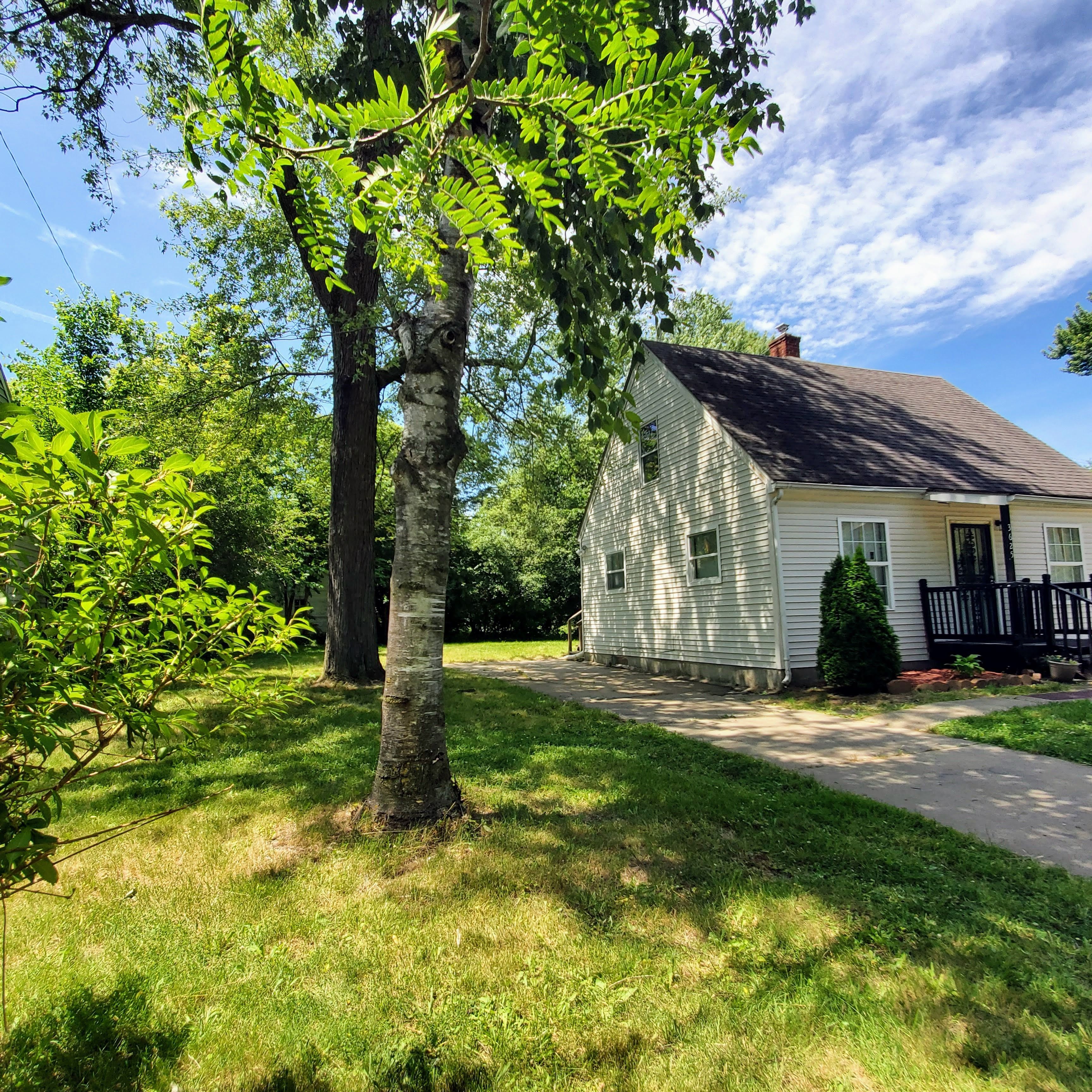 3625 Beecher Rd