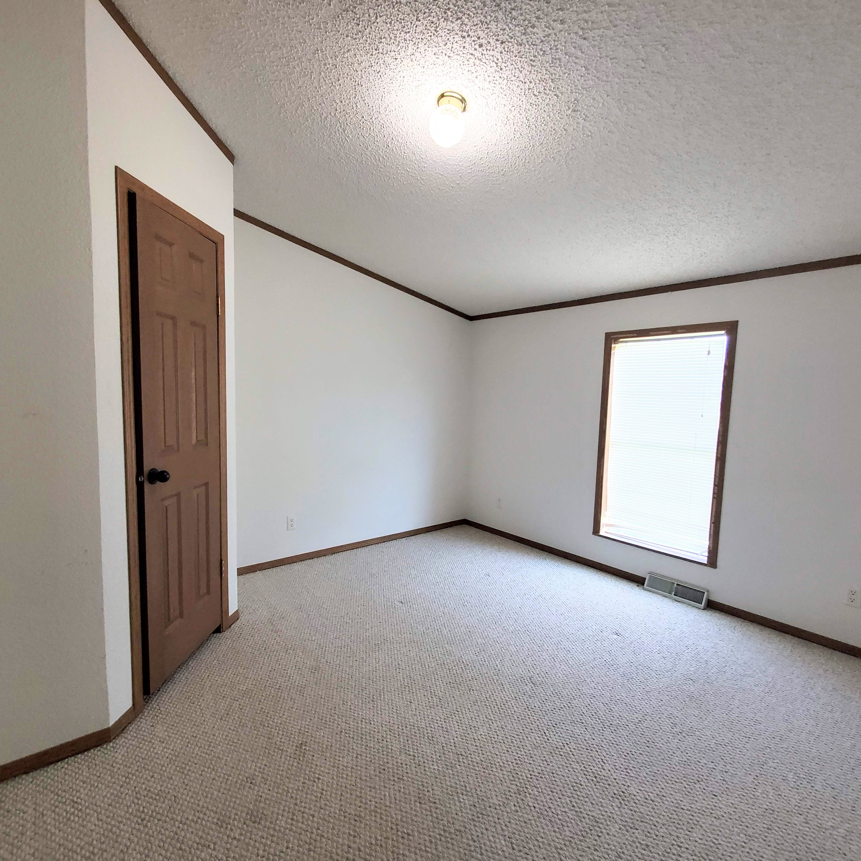 750 PEPPERMINT Street