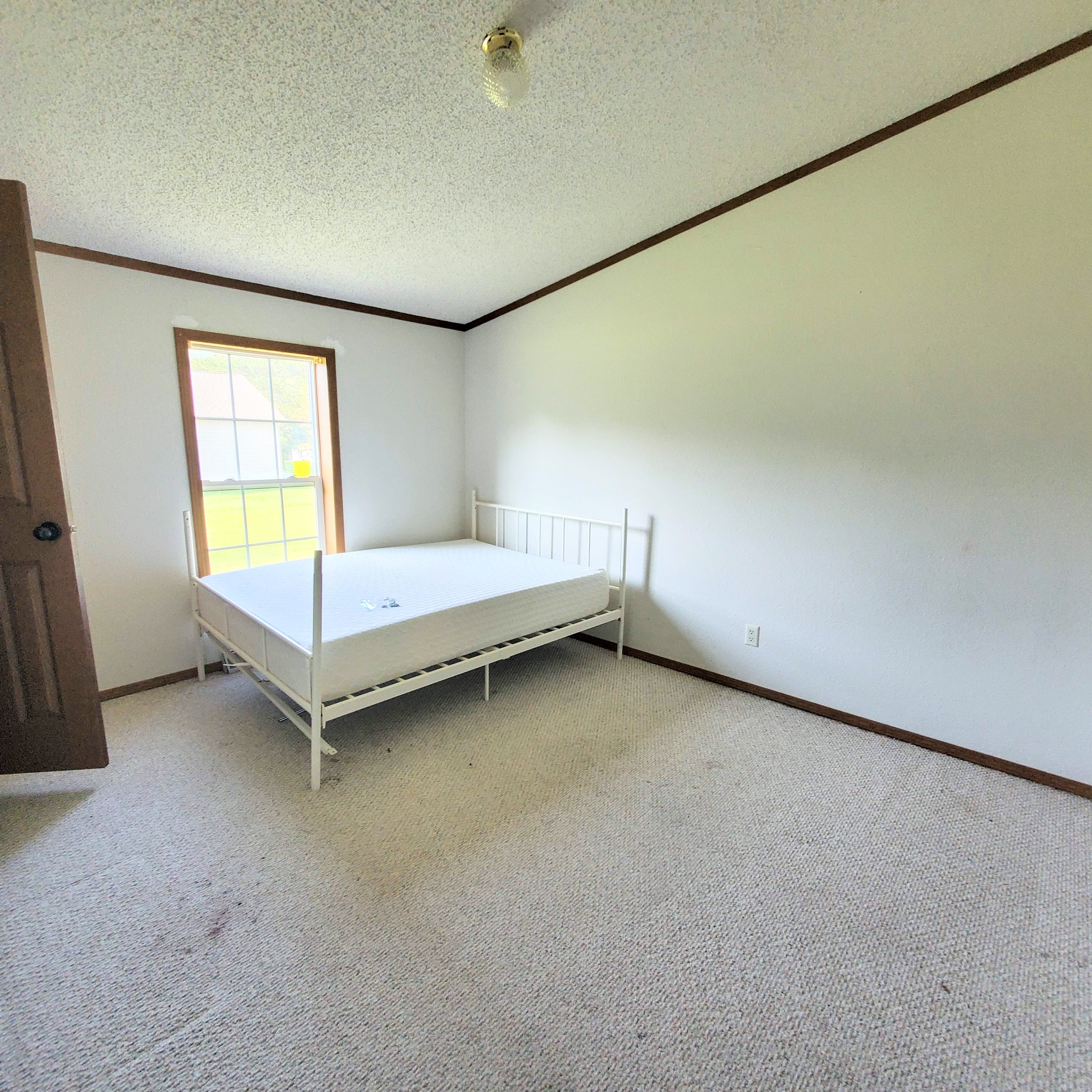 750 PEPPERMINT Street