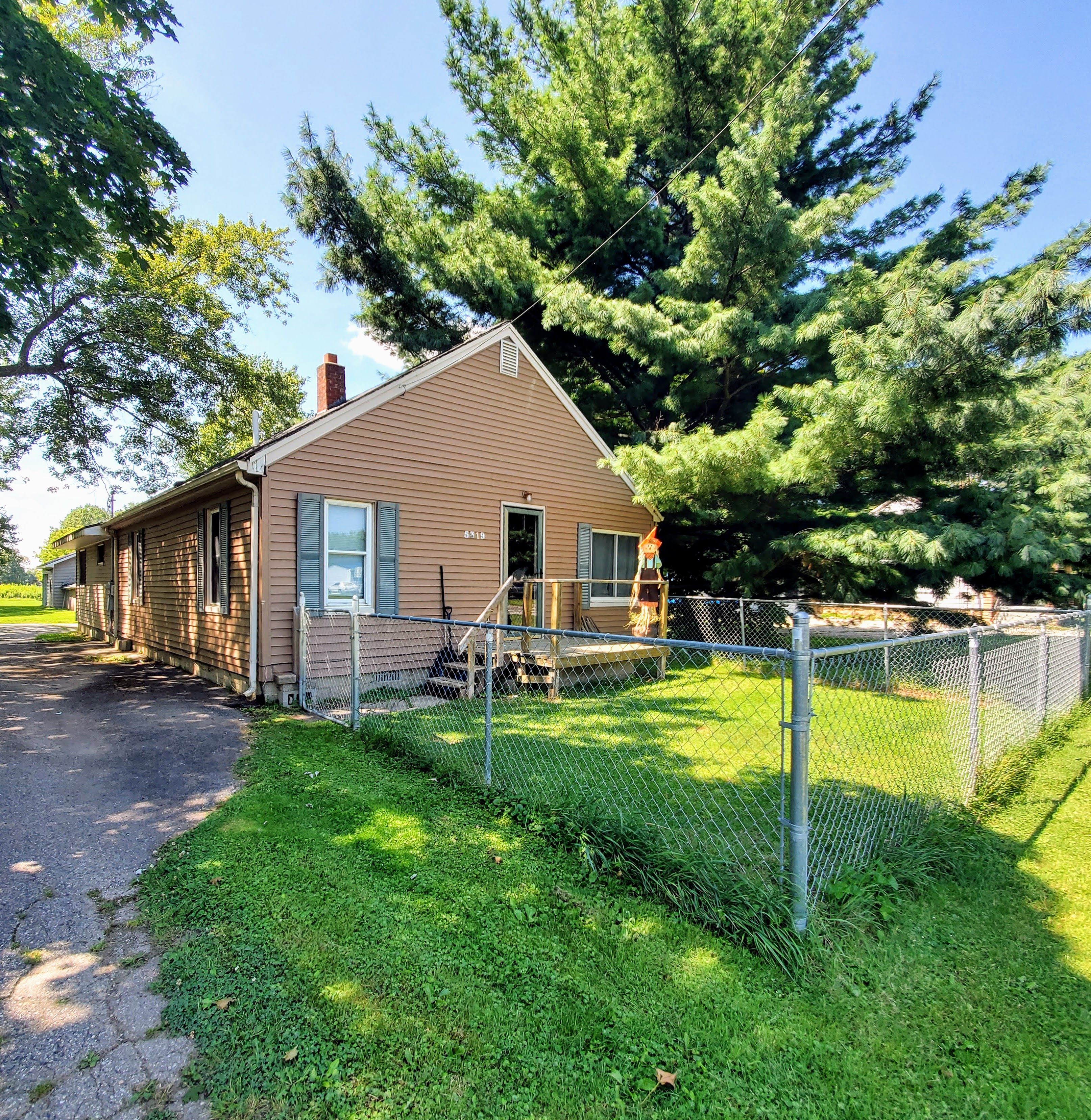5319 N STATE Road