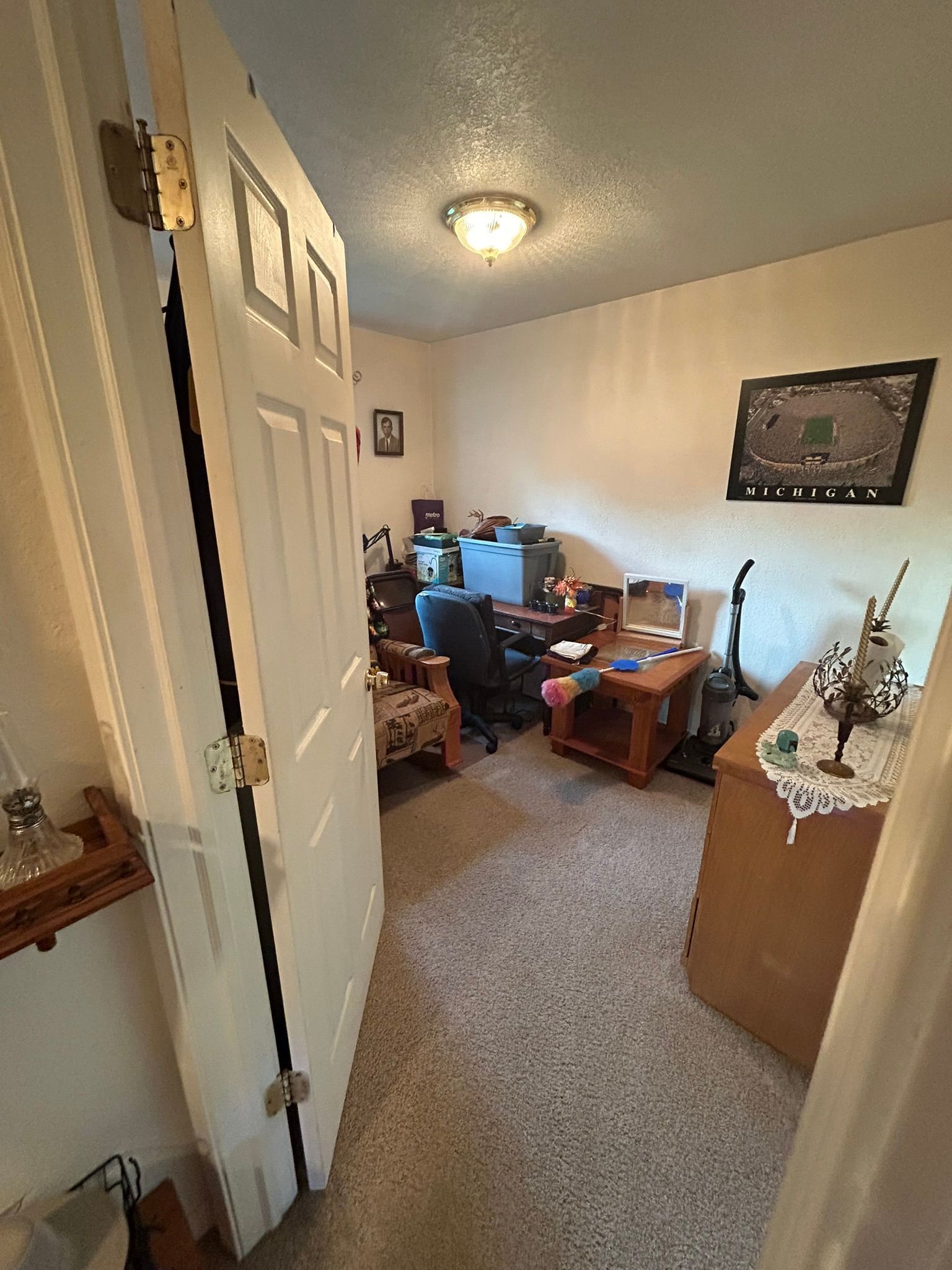 1448 CALVIN Drive