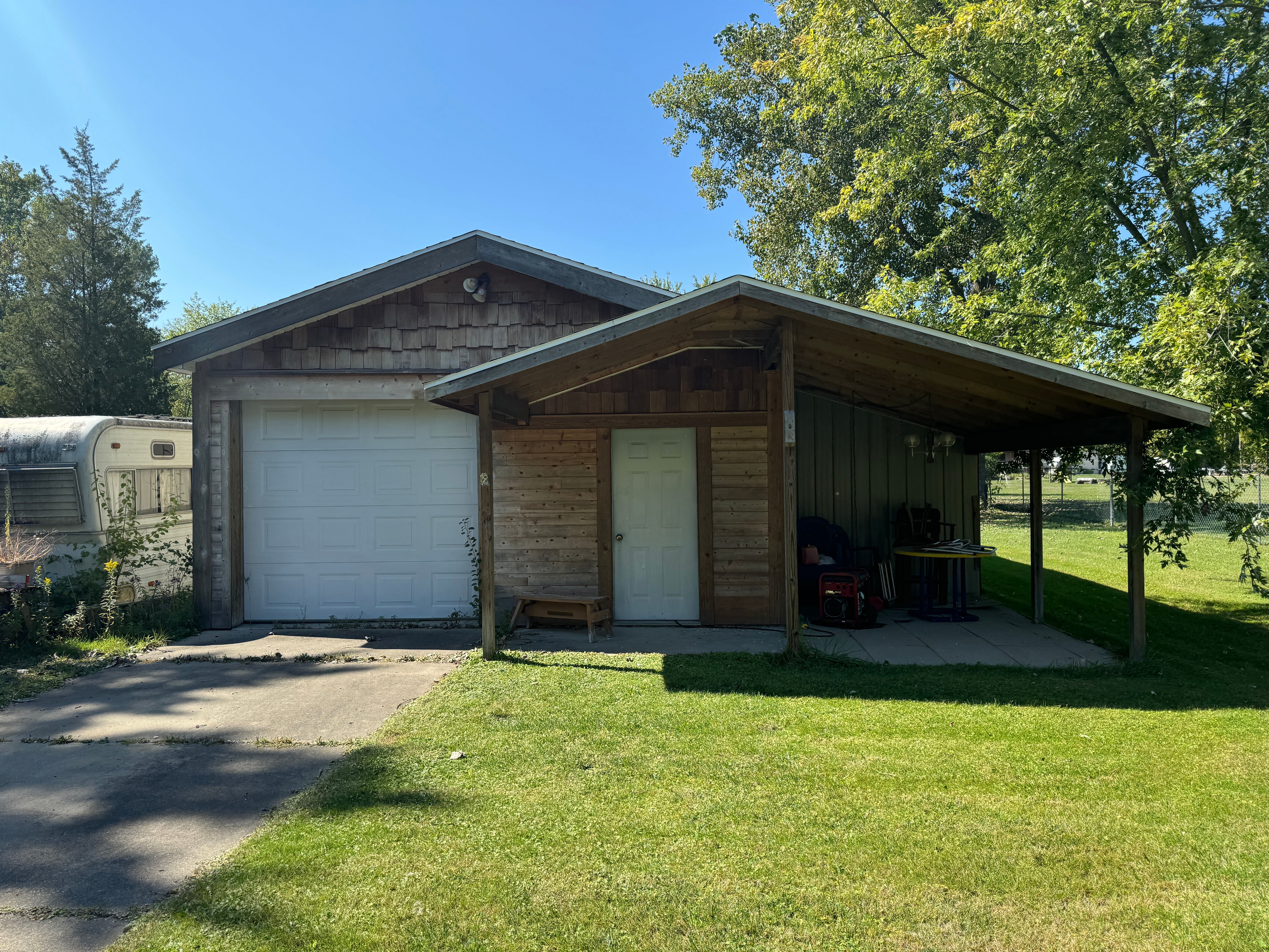 1448 CALVIN Drive