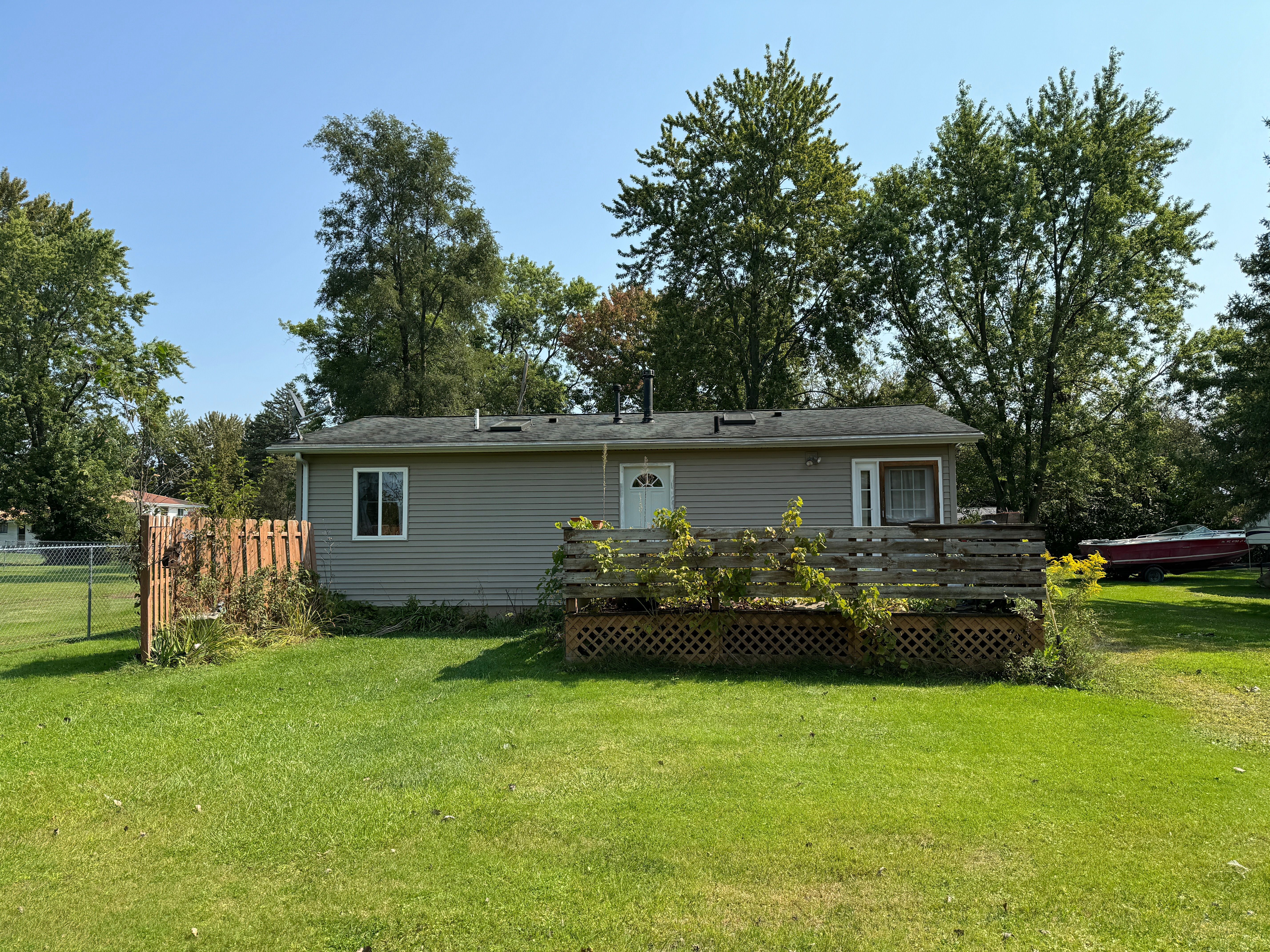 1448 CALVIN Drive
