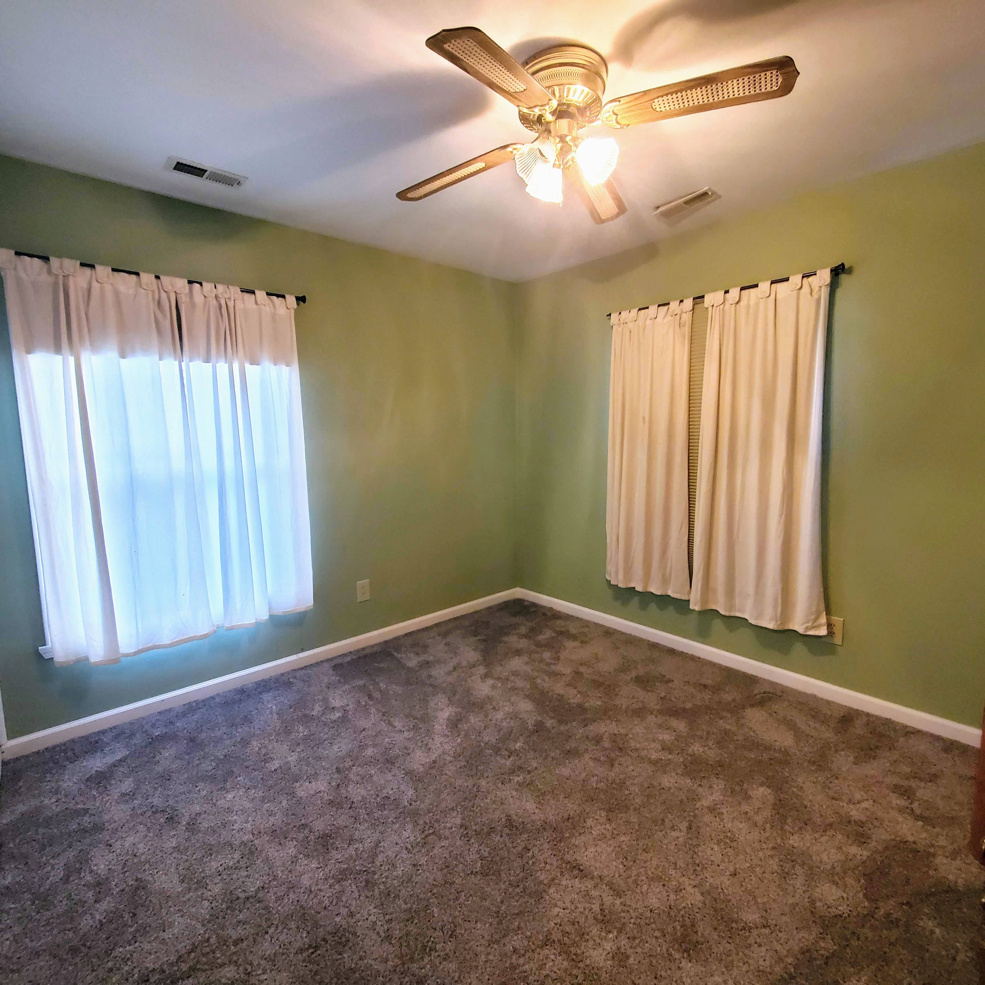 9473 PARKWOOD N