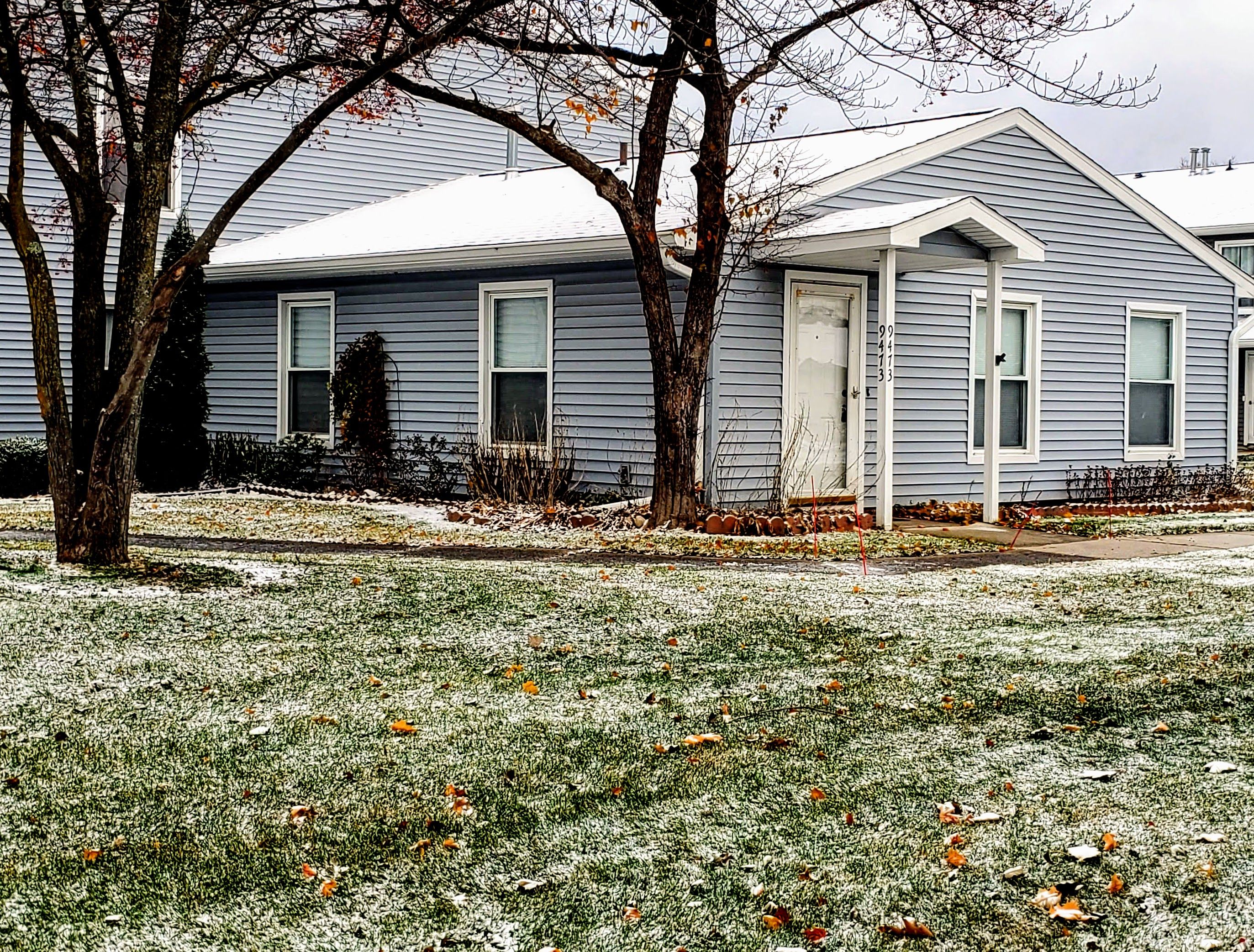 9473 PARKWOOD N