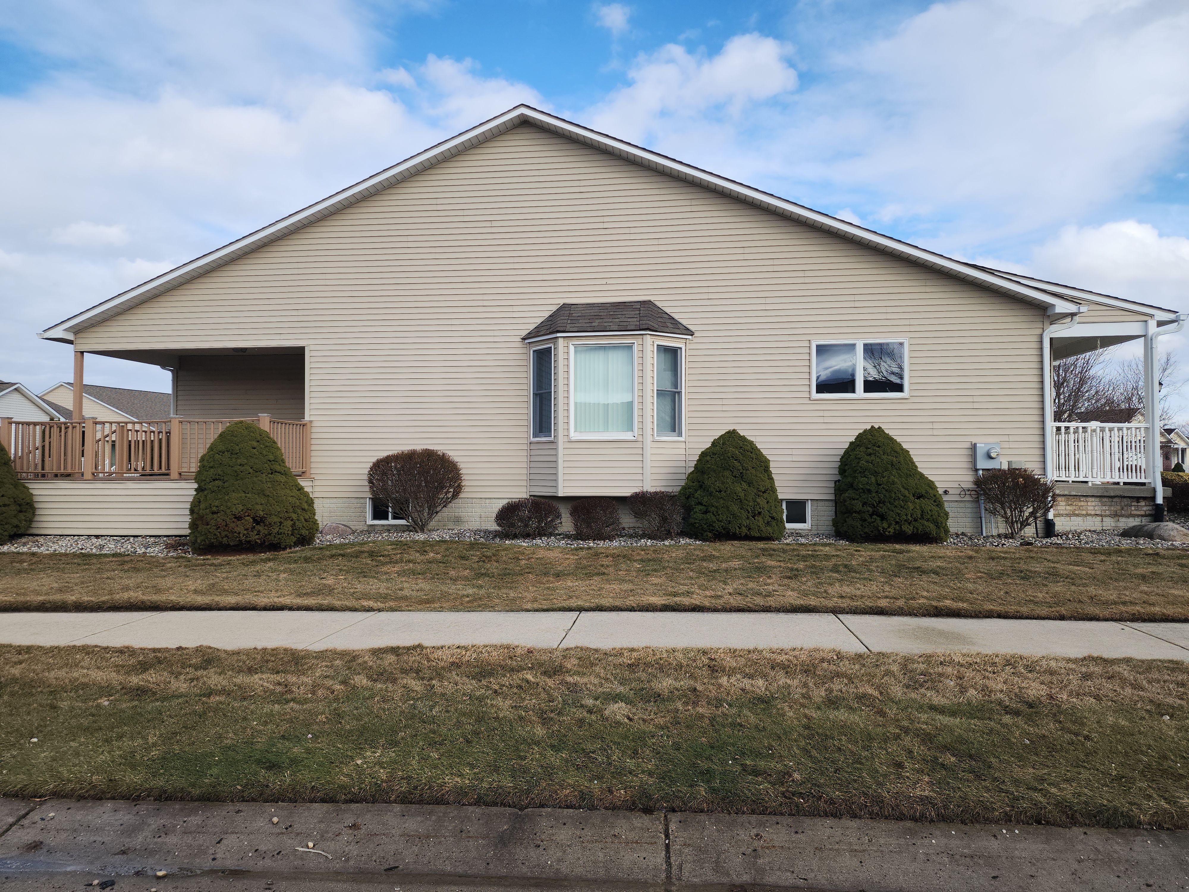 7264 MAPLECREST Circle 26