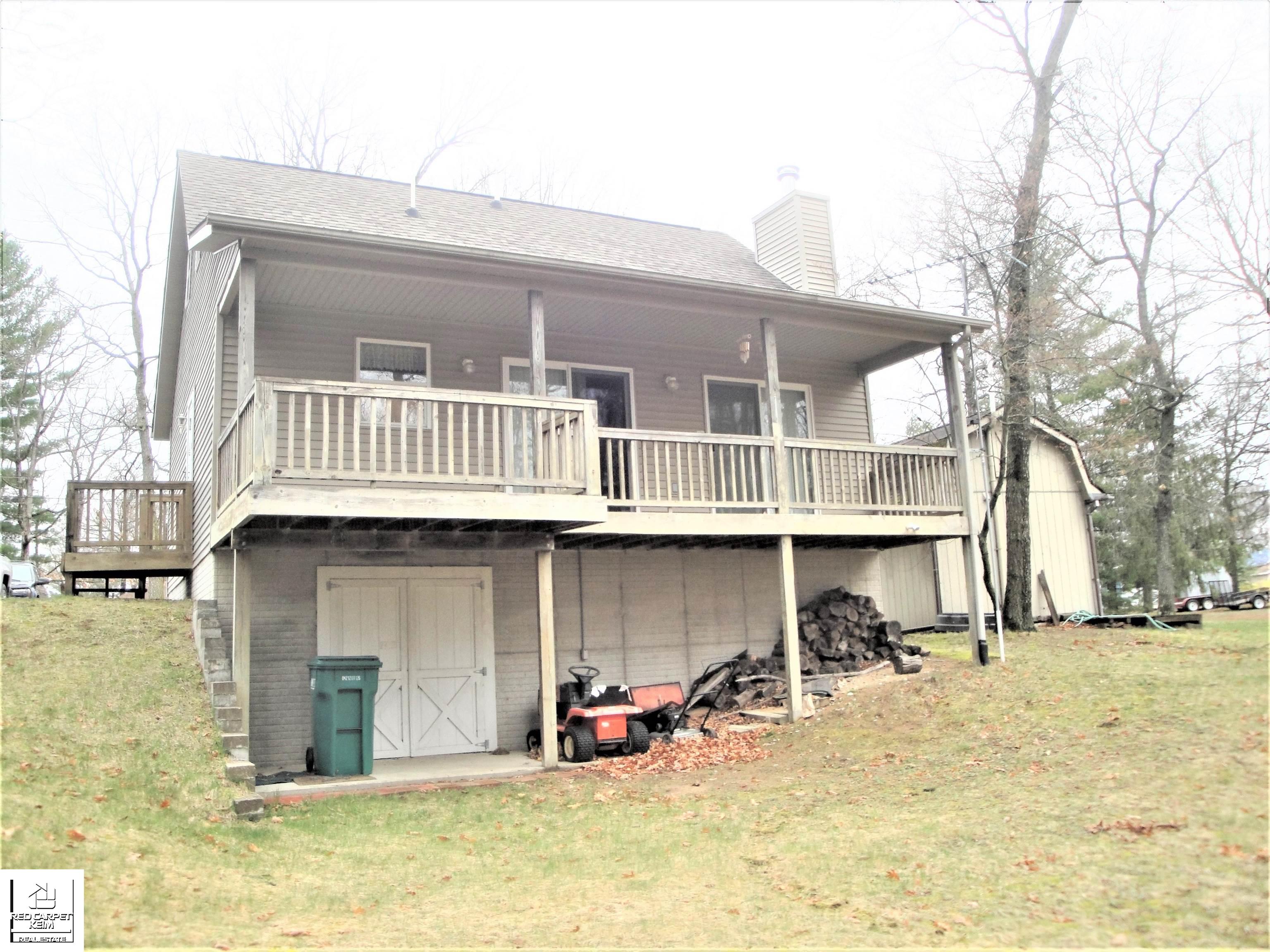 1816 S Ogemaw Trail