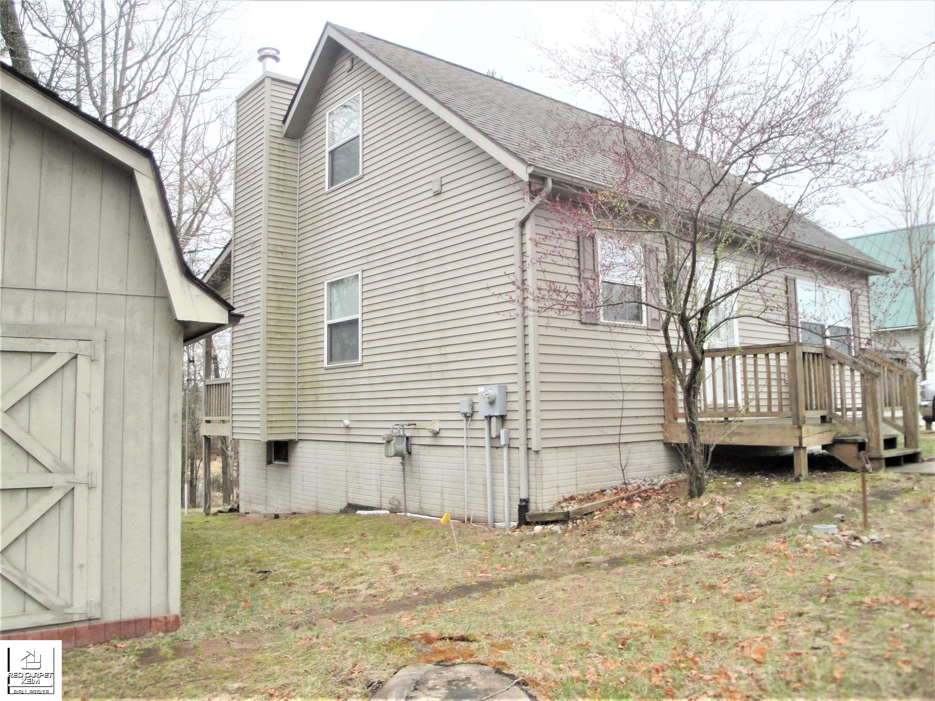 1816 S Ogemaw Trail