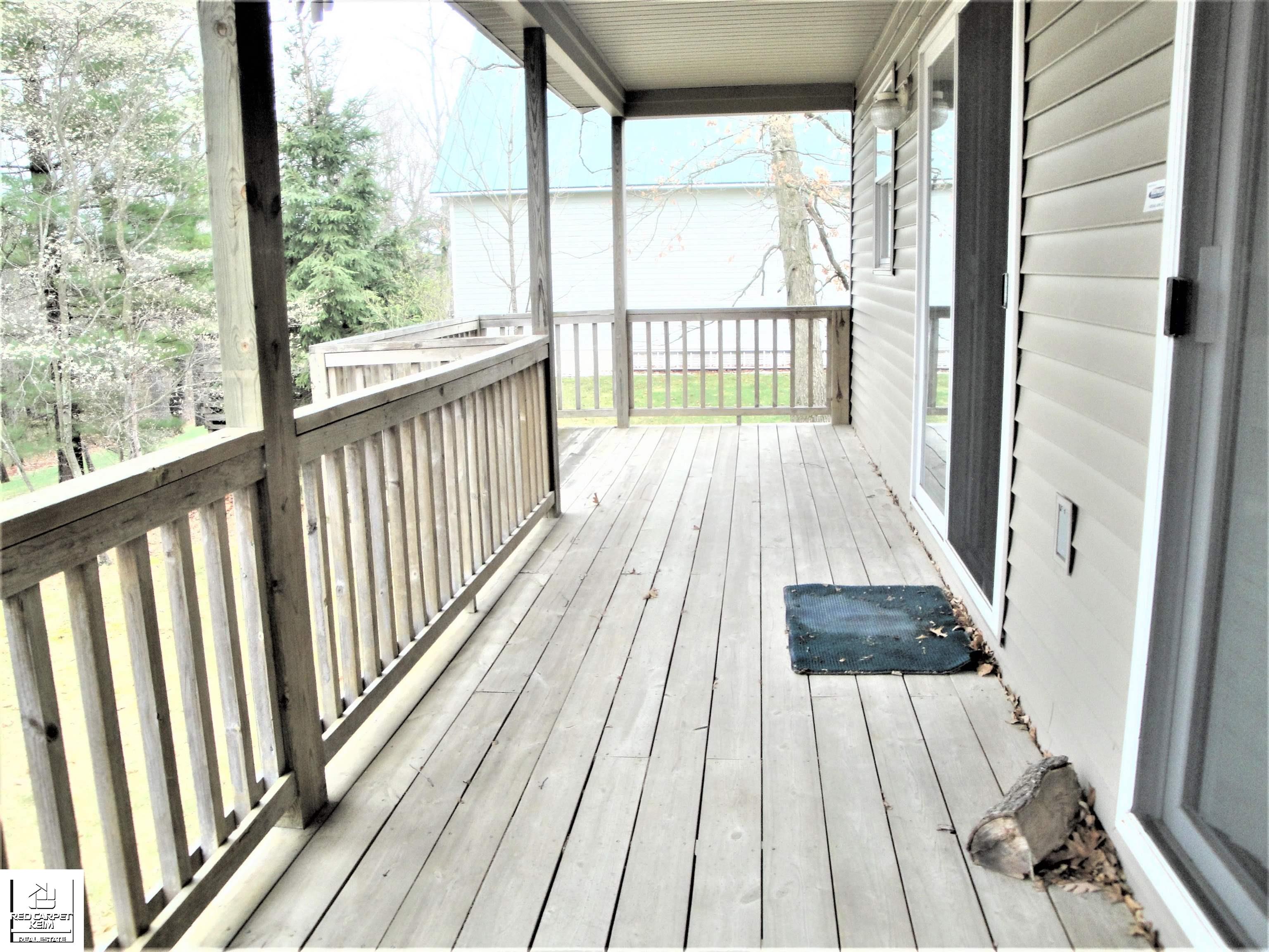 1816 S Ogemaw Trail