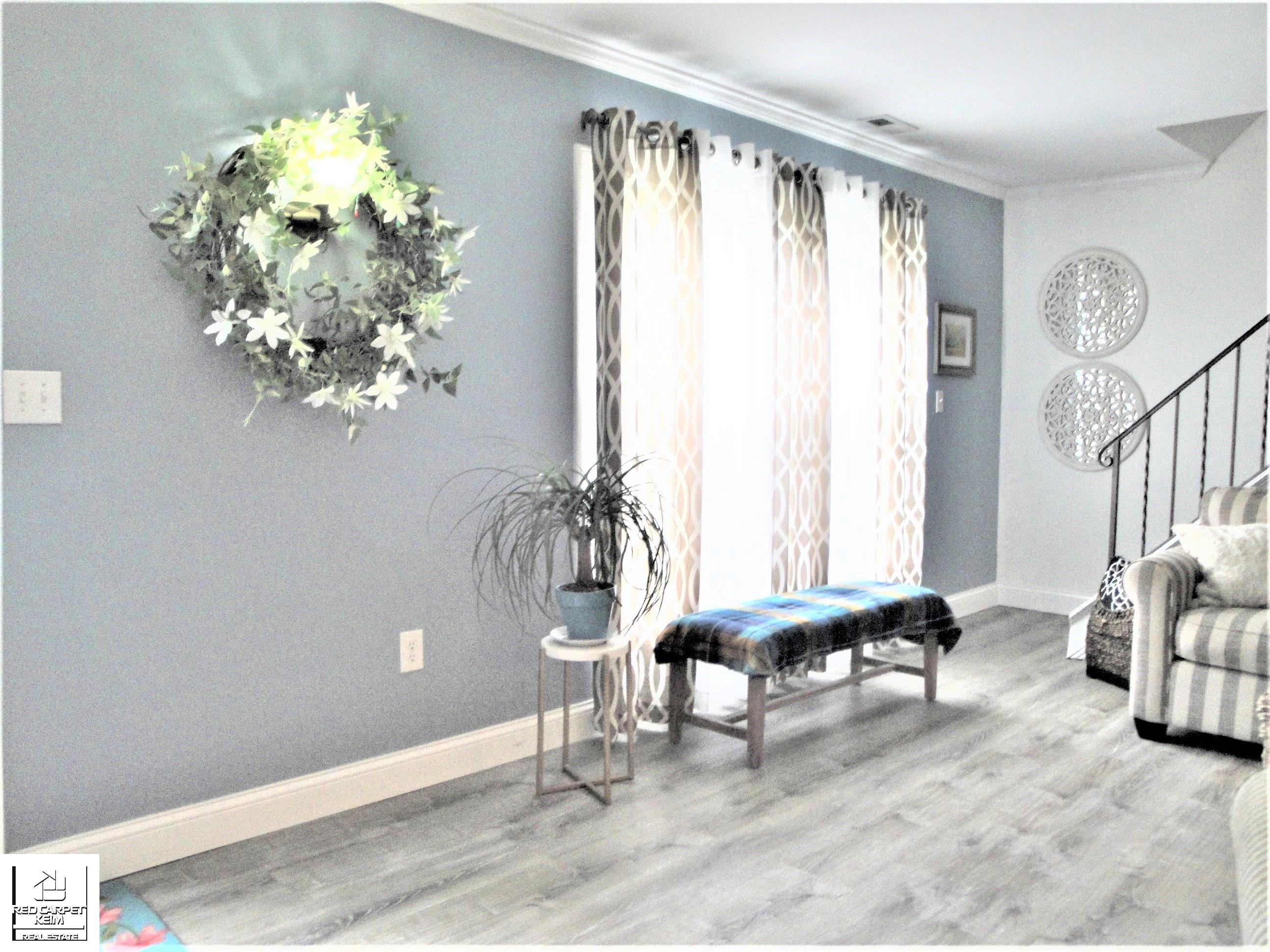 9463 Parkwood North Boulevard Apt C Unit: Bldg 2 Apt C