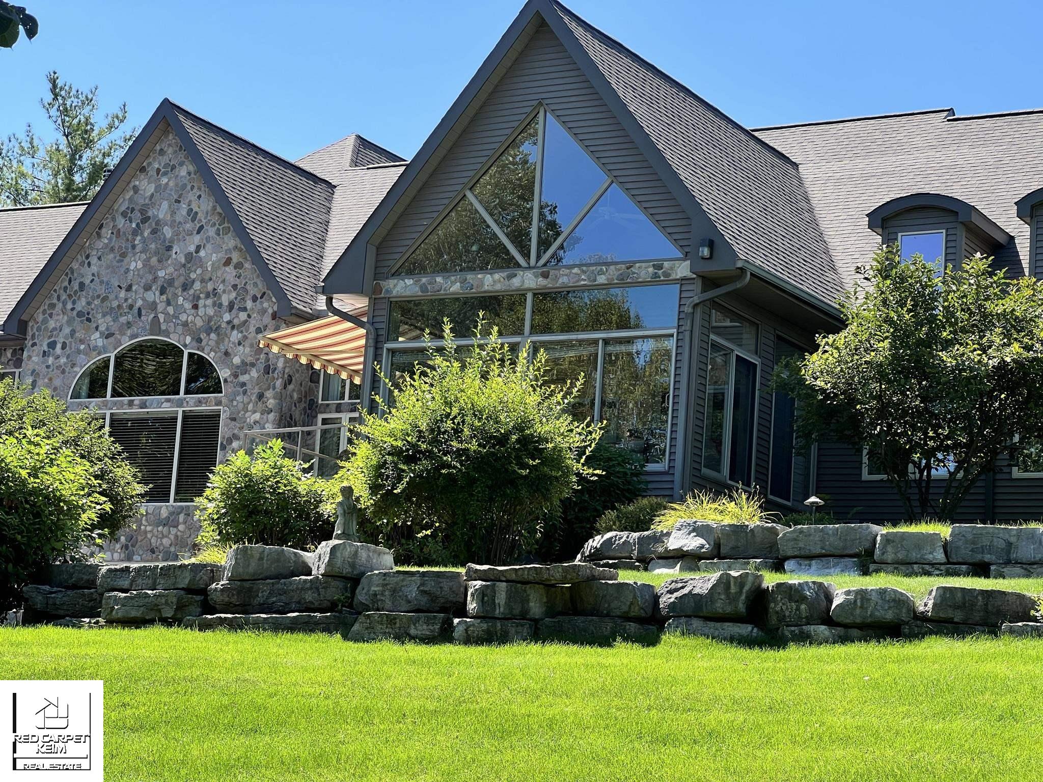 2209 Lily Court