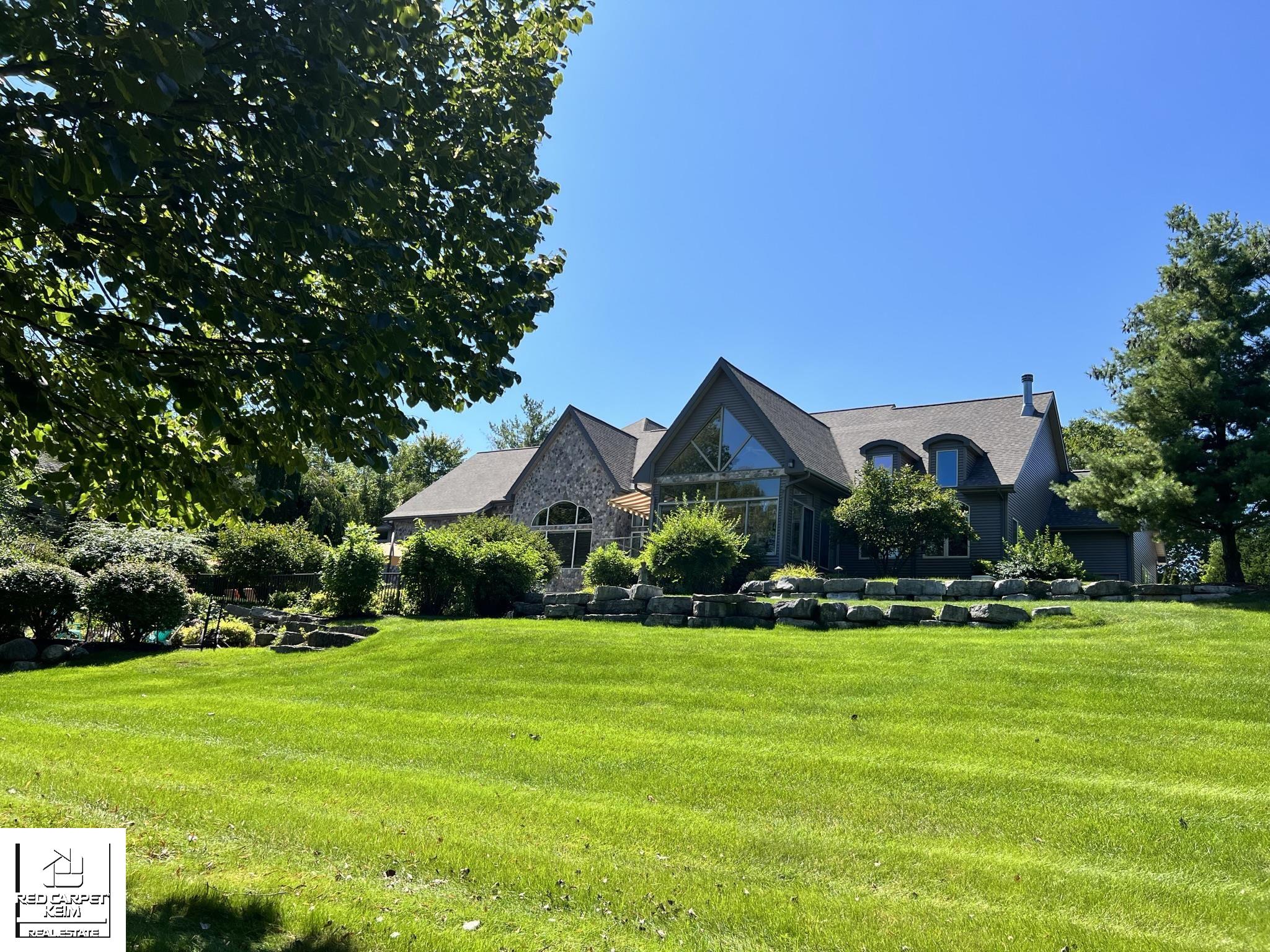 2209 Lily Court