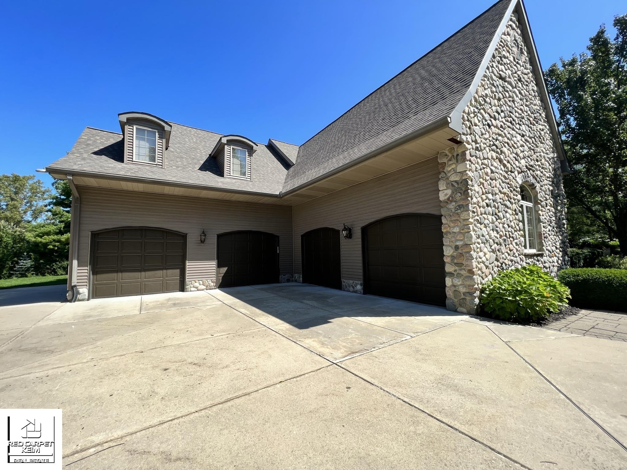 2209 Lily Court