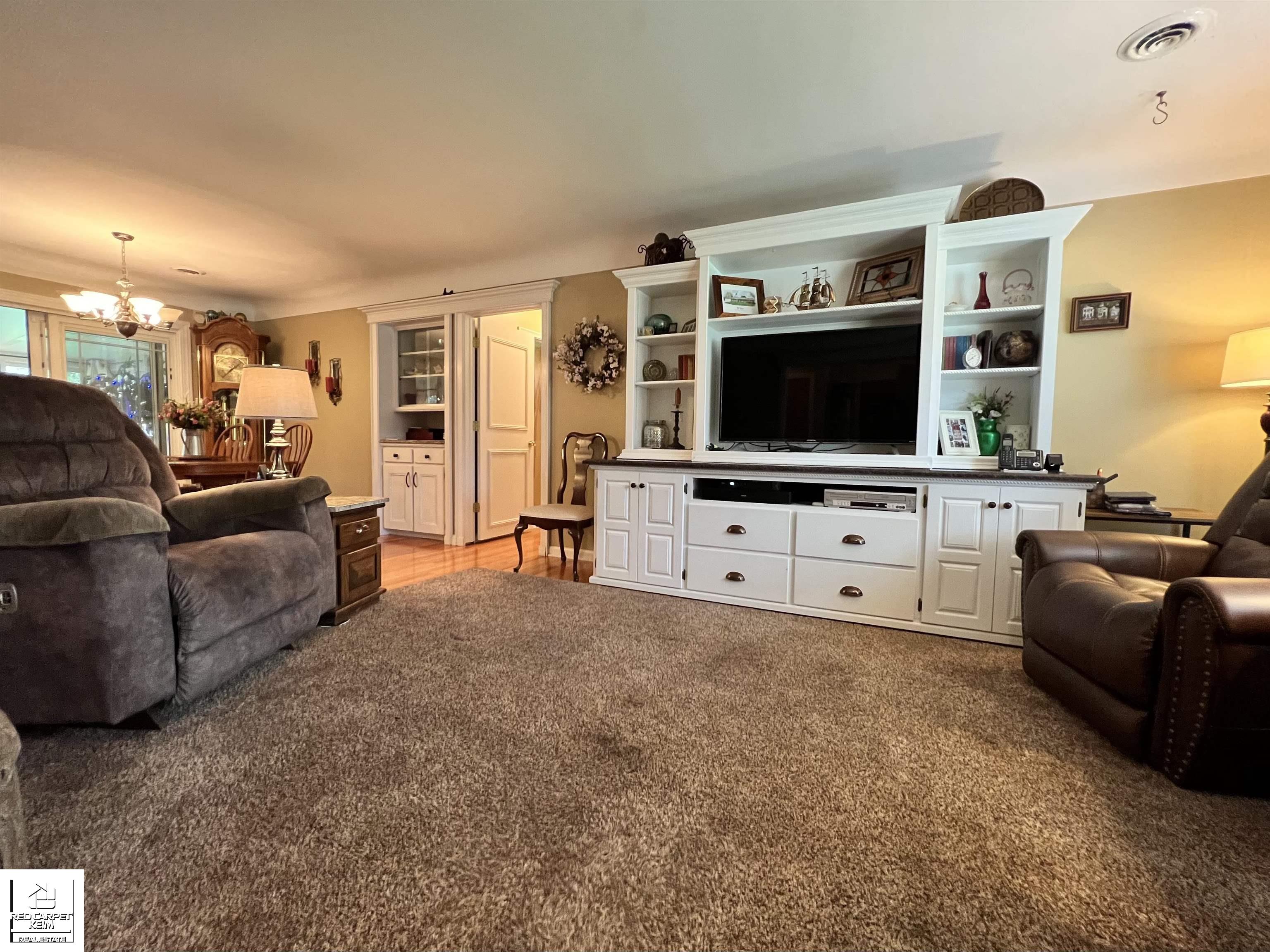 2437 N Vassar Road