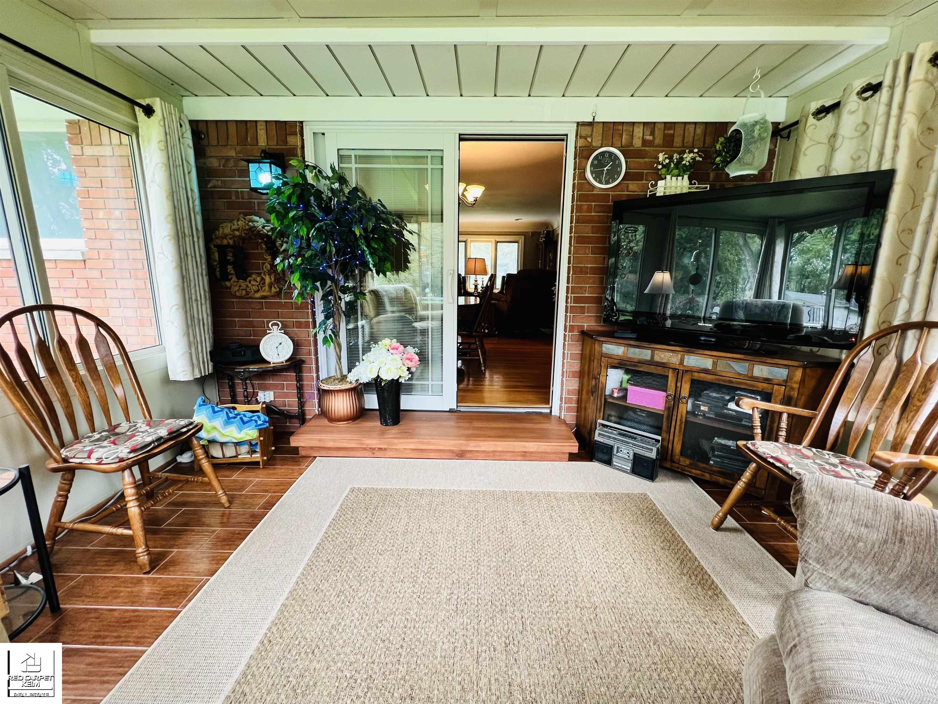 2437 N Vassar Road