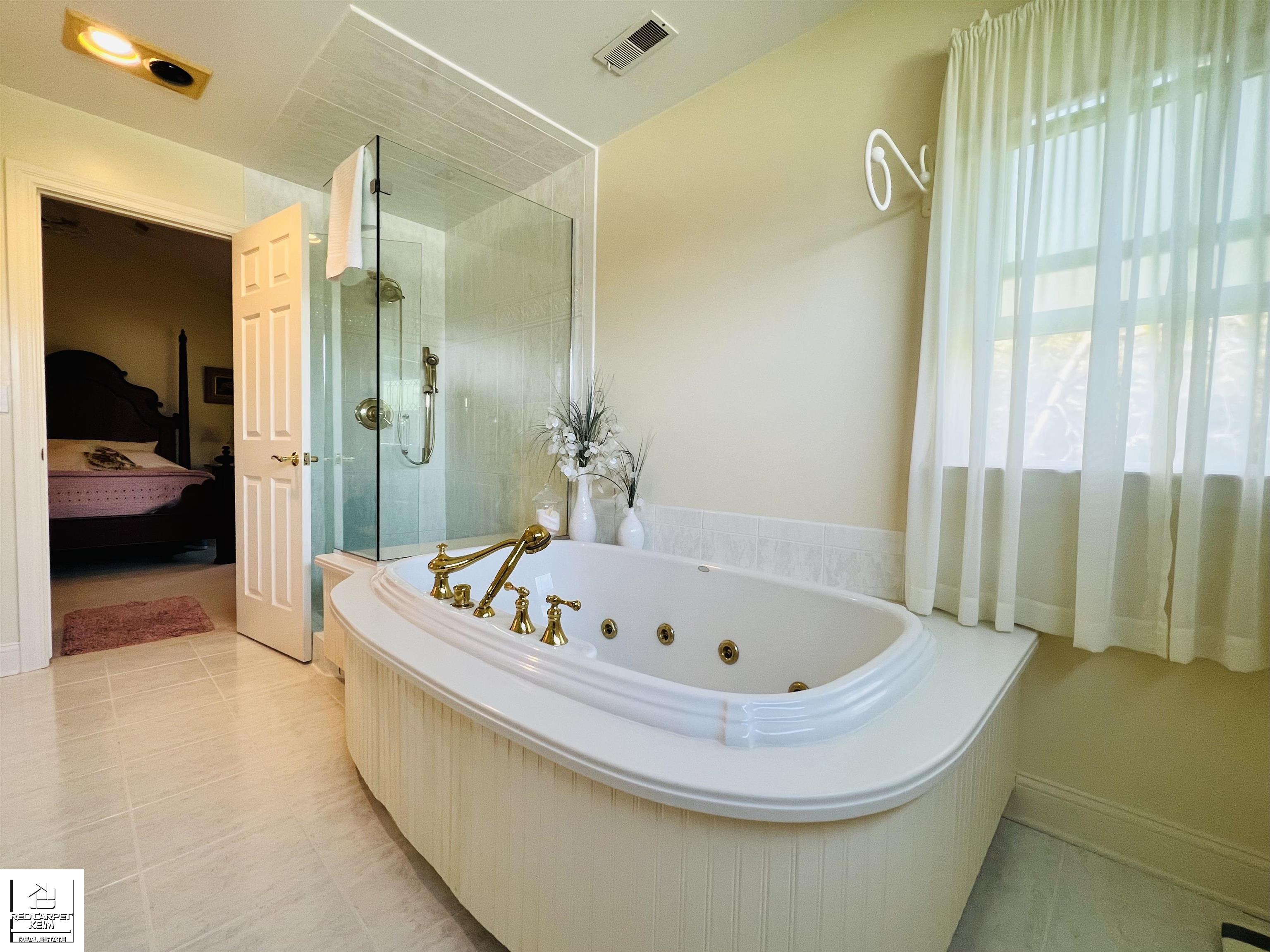 3708 Wedgewood Drive Unit 9