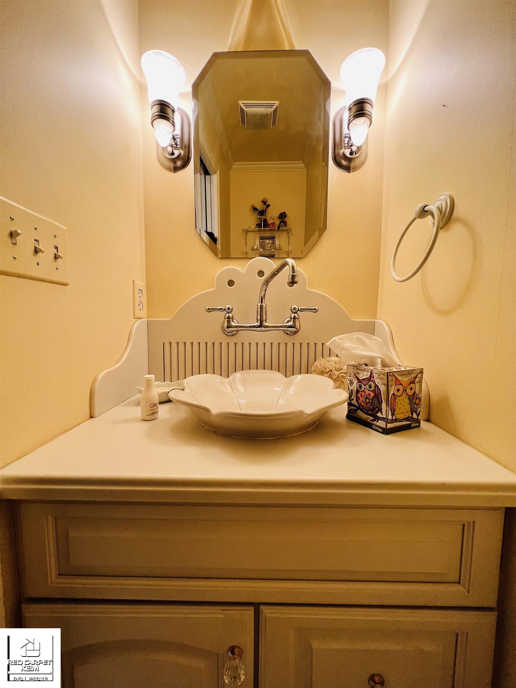 3708 Wedgewood Drive Unit 9