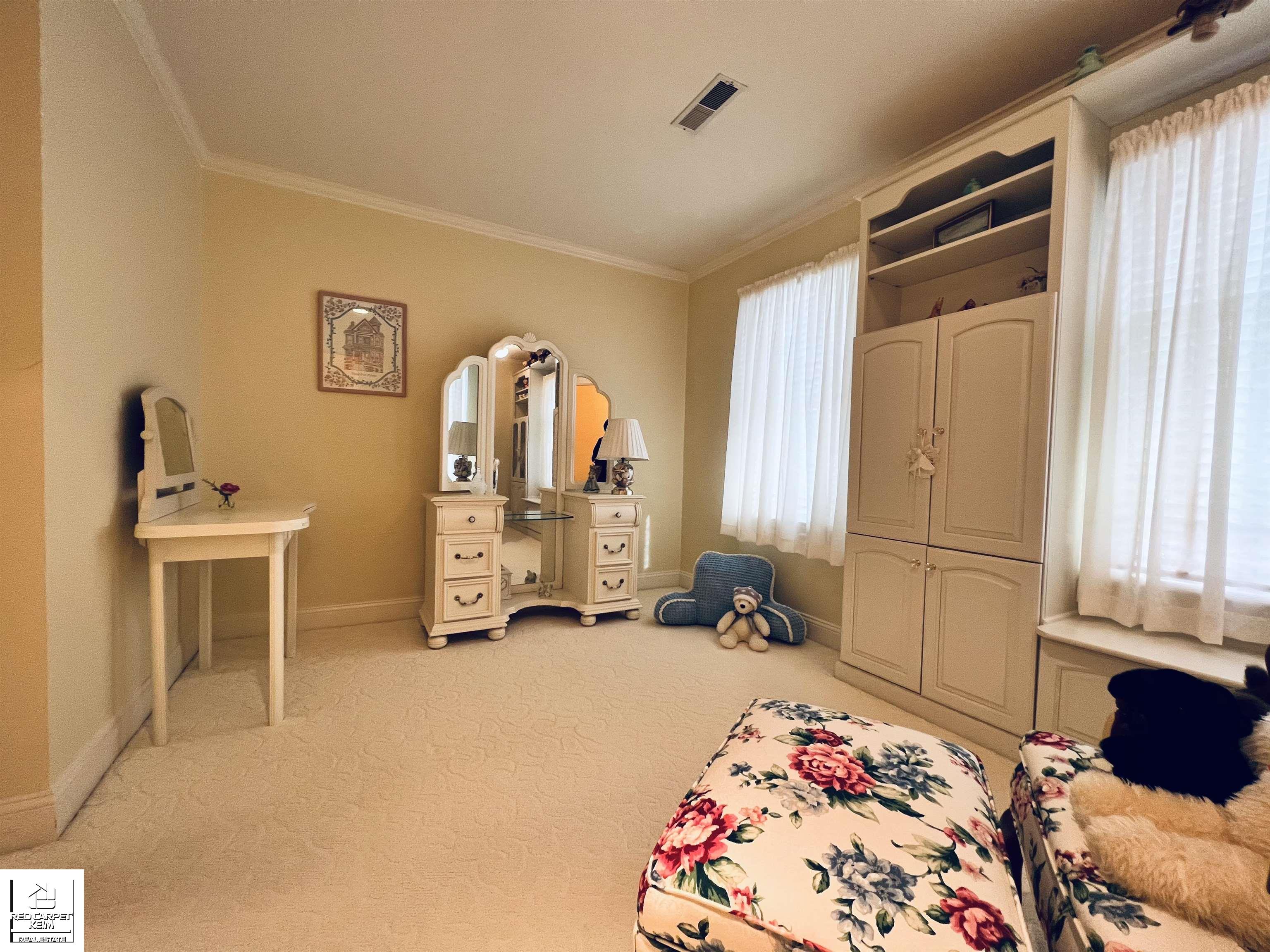 3708 Wedgewood Drive Unit 9