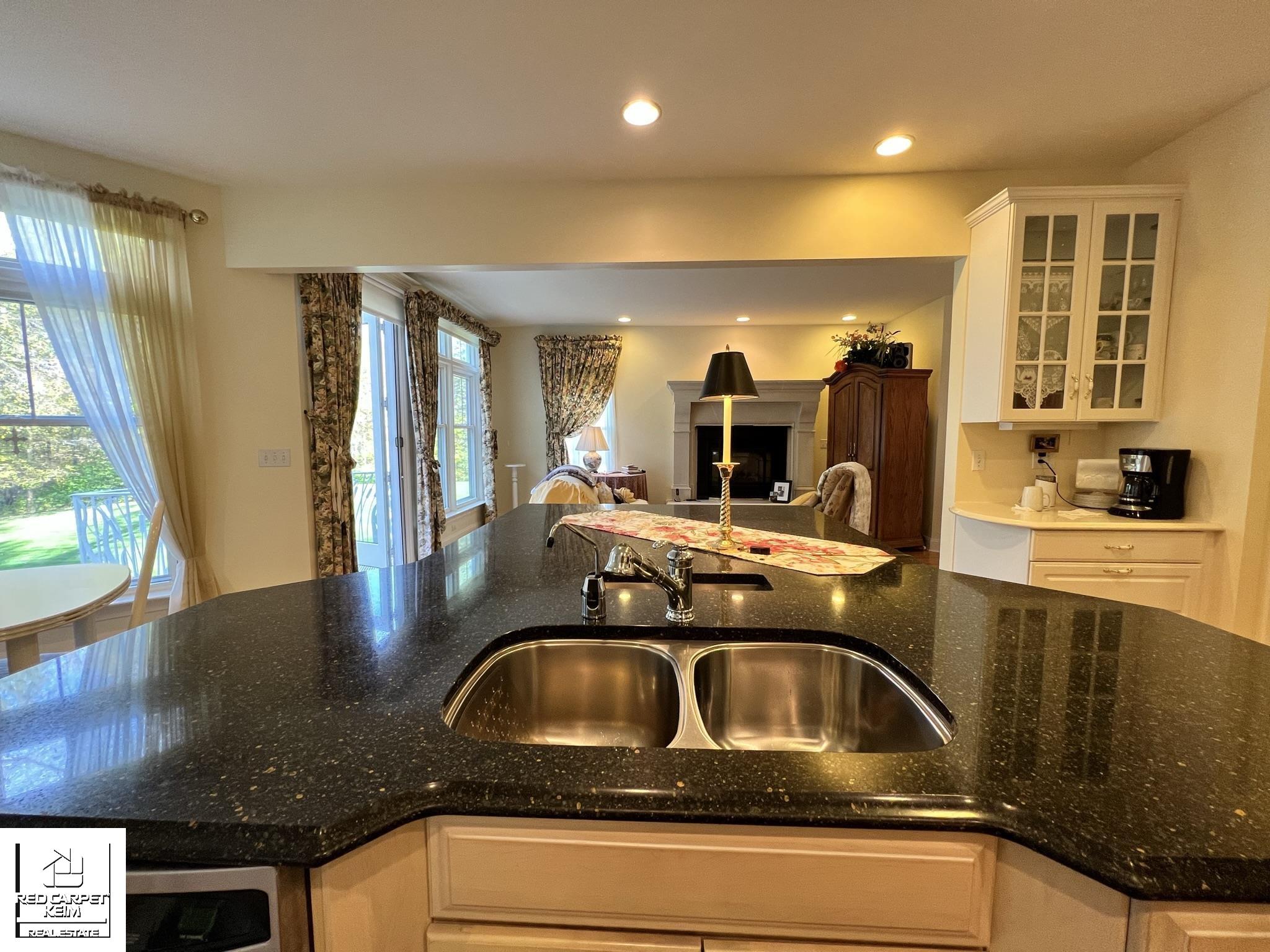 3708 Wedgewood Drive Unit 9