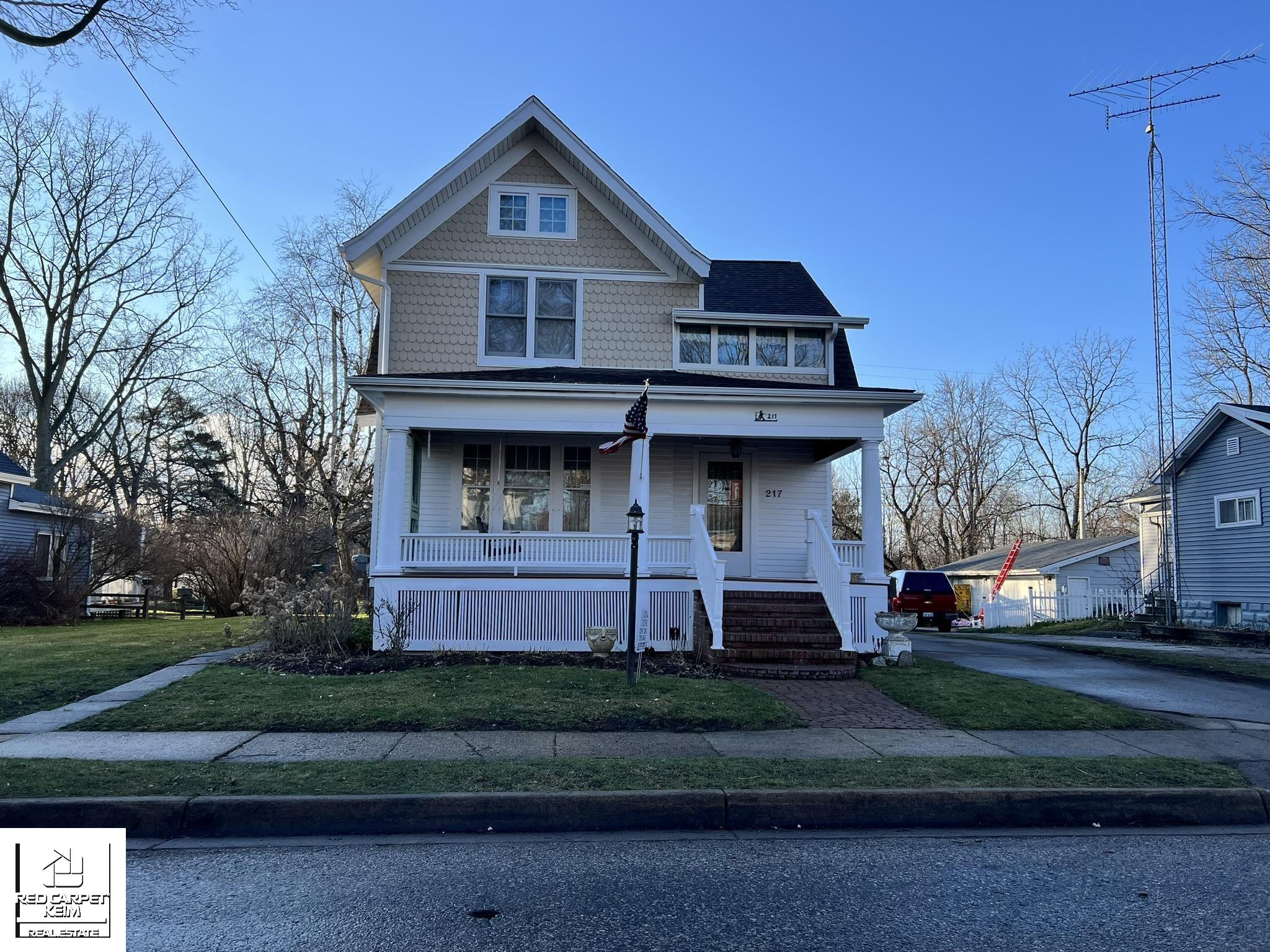 217 W Second Street
