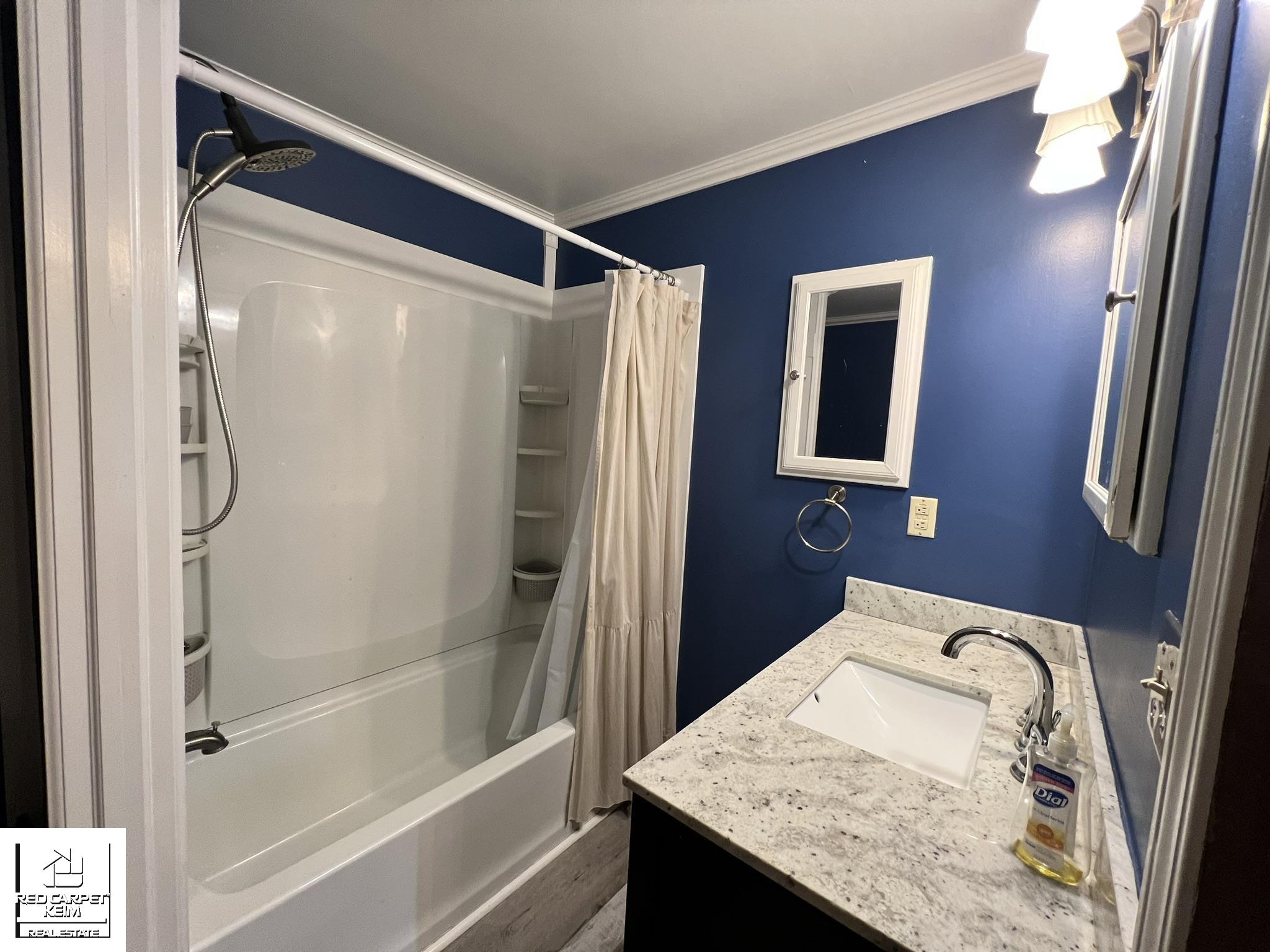 112 W Fourth Street