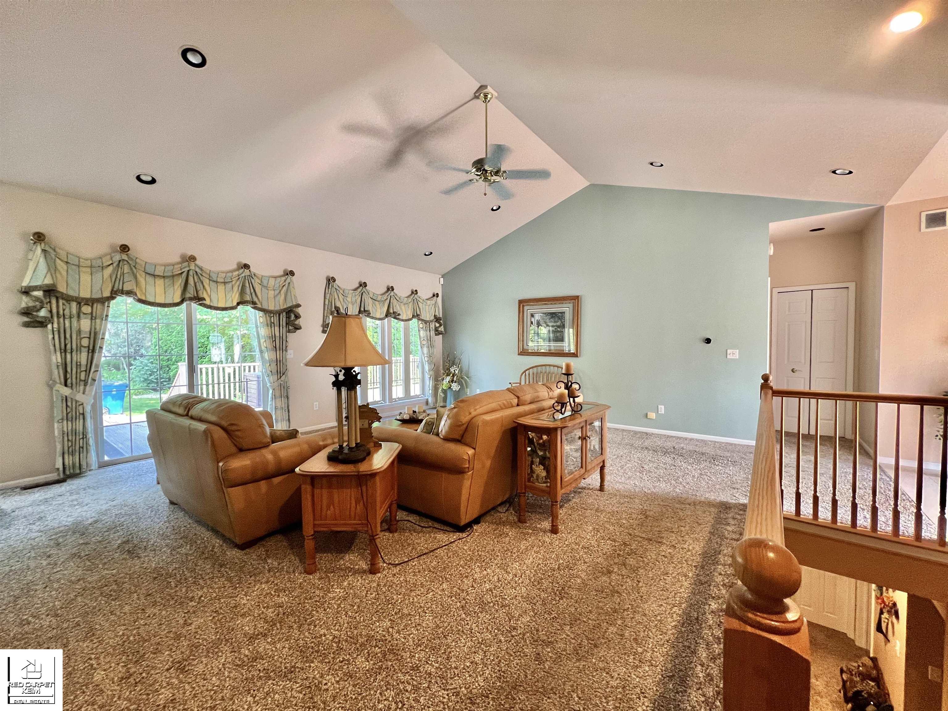 604 Carriage Way