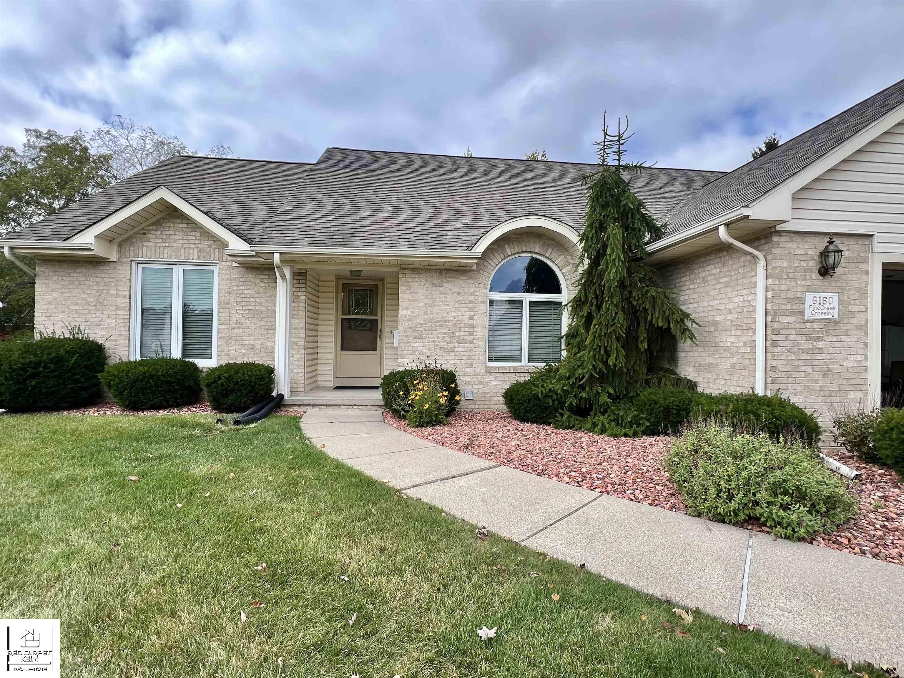 6160 Pine Creek Crossing