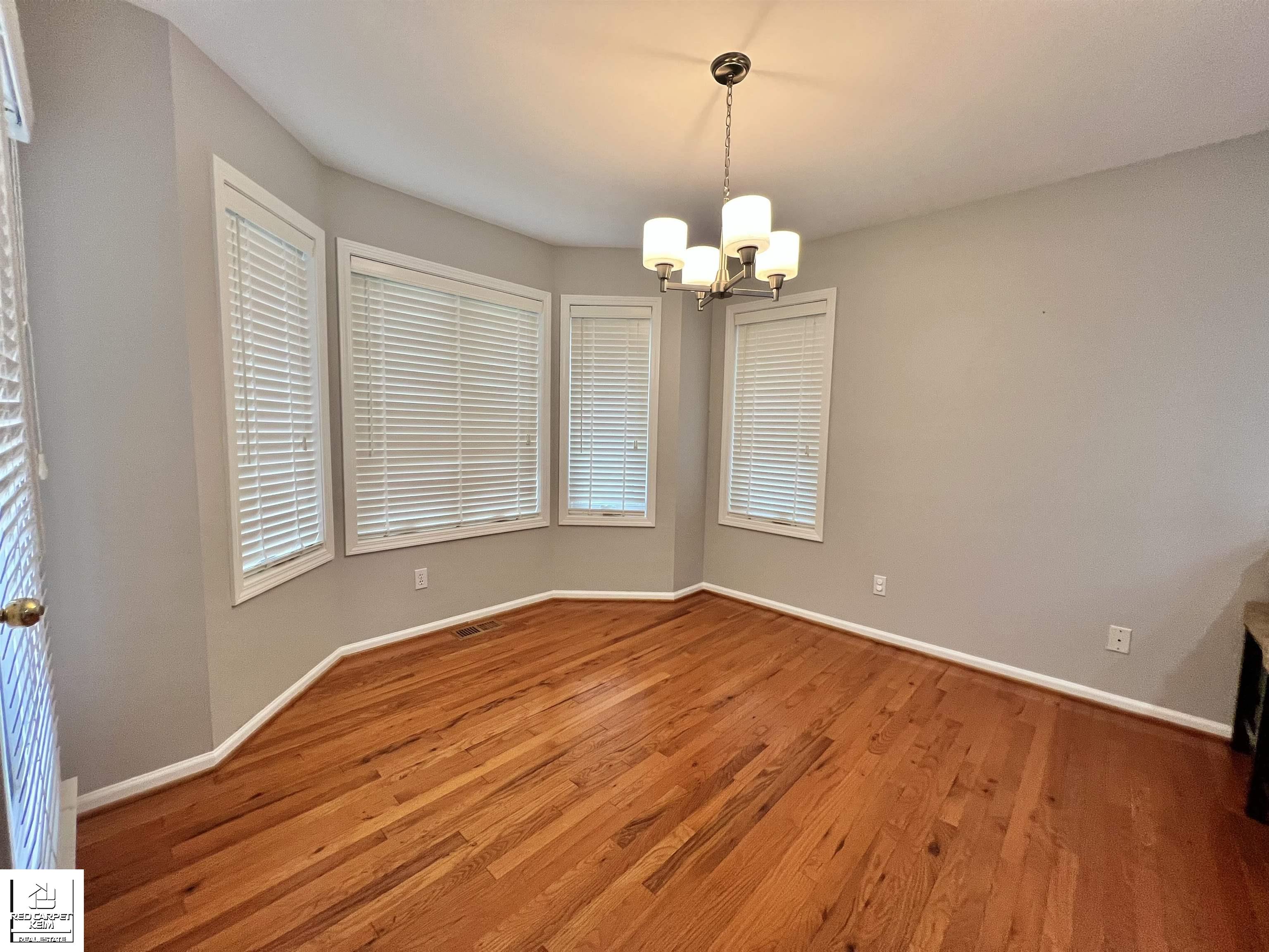 6160 Pine Creek Crossing